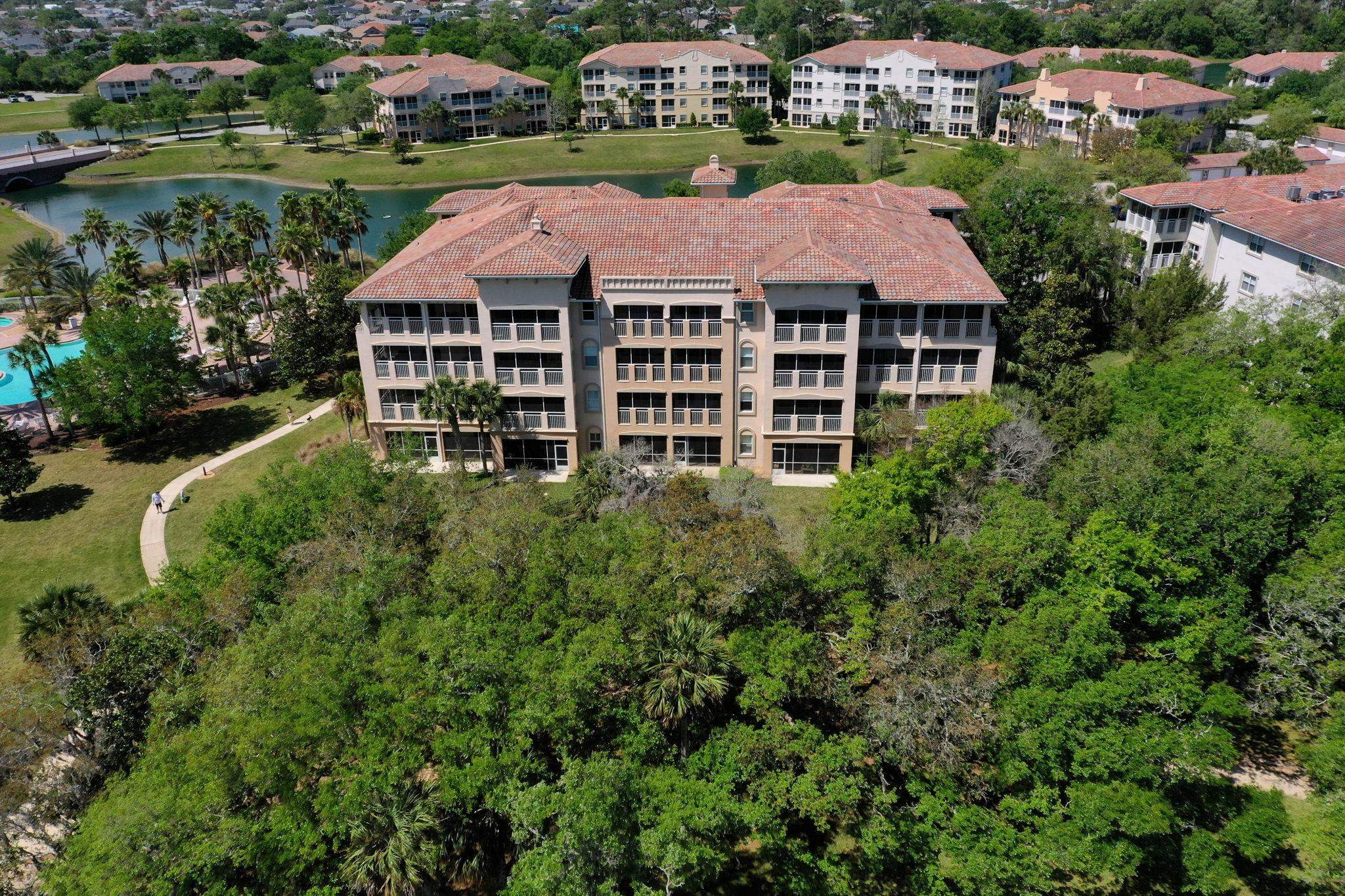 Image 5 of 80 For 55 Riverview Bnd  2033