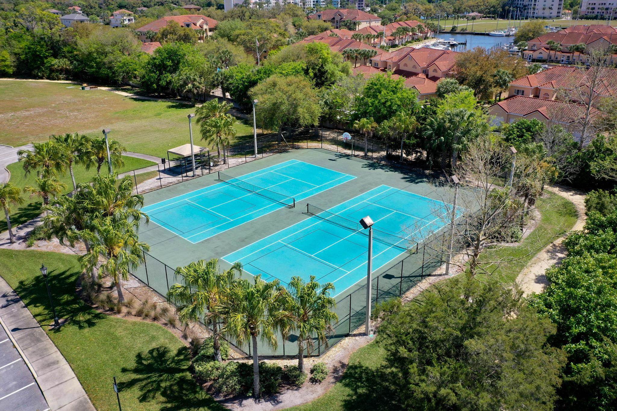 Image 76 of 80 For 55 Riverview Bnd  2033