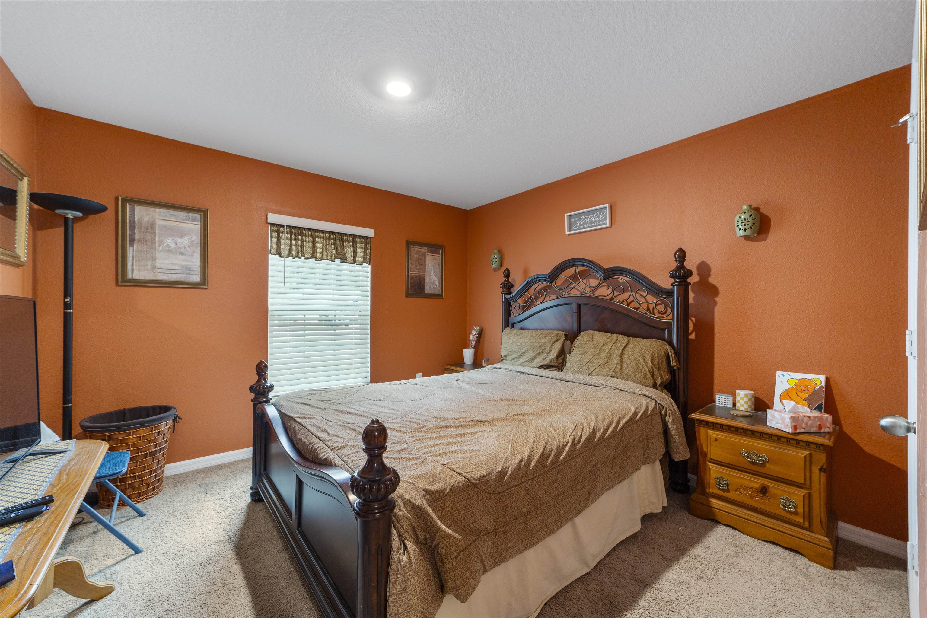 Image 46 of 51 For 50 Ullian Trl