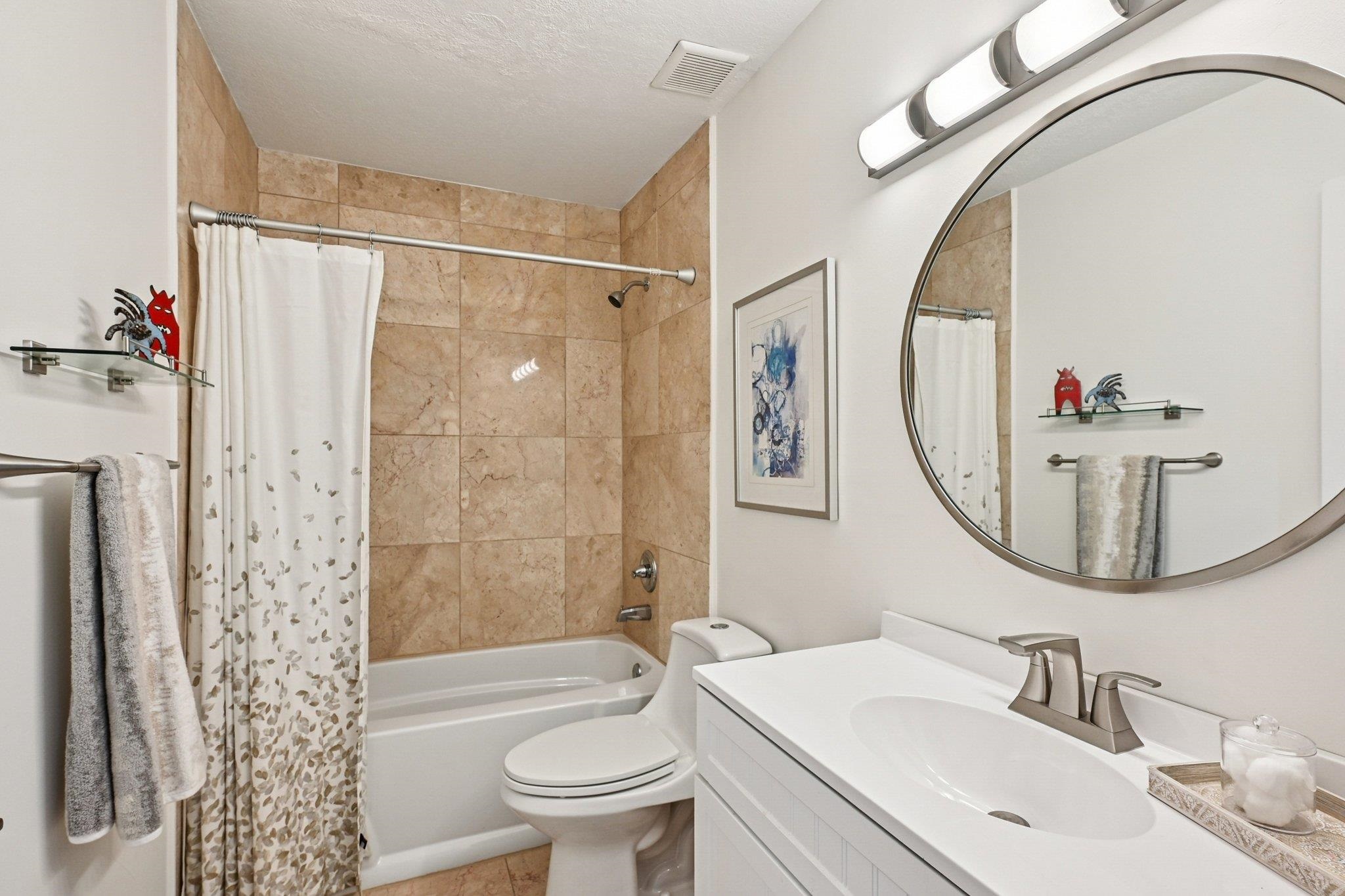 Image 31 of 68 For 6364 Putnam St