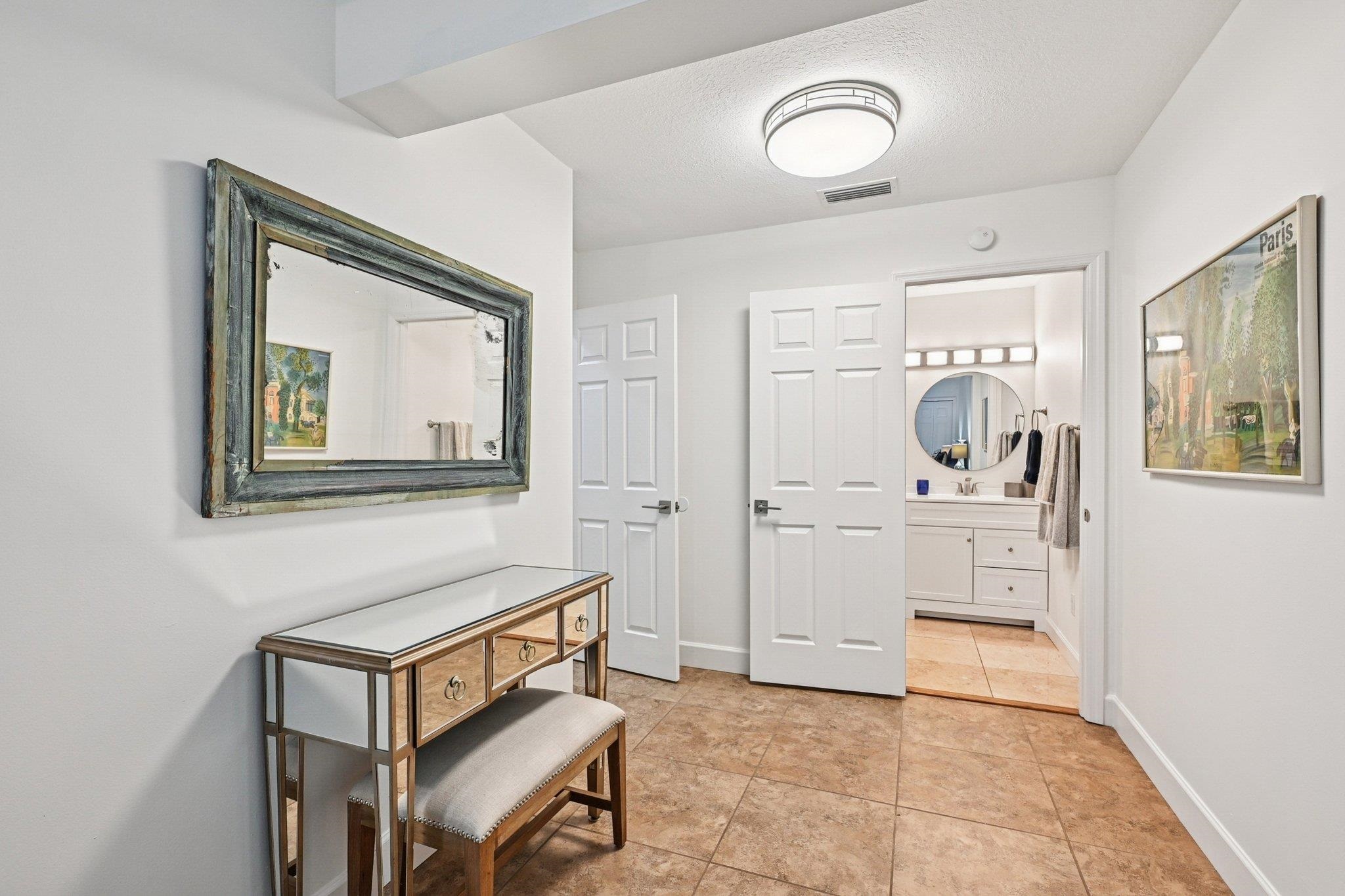 Image 34 of 68 For 6364 Putnam St