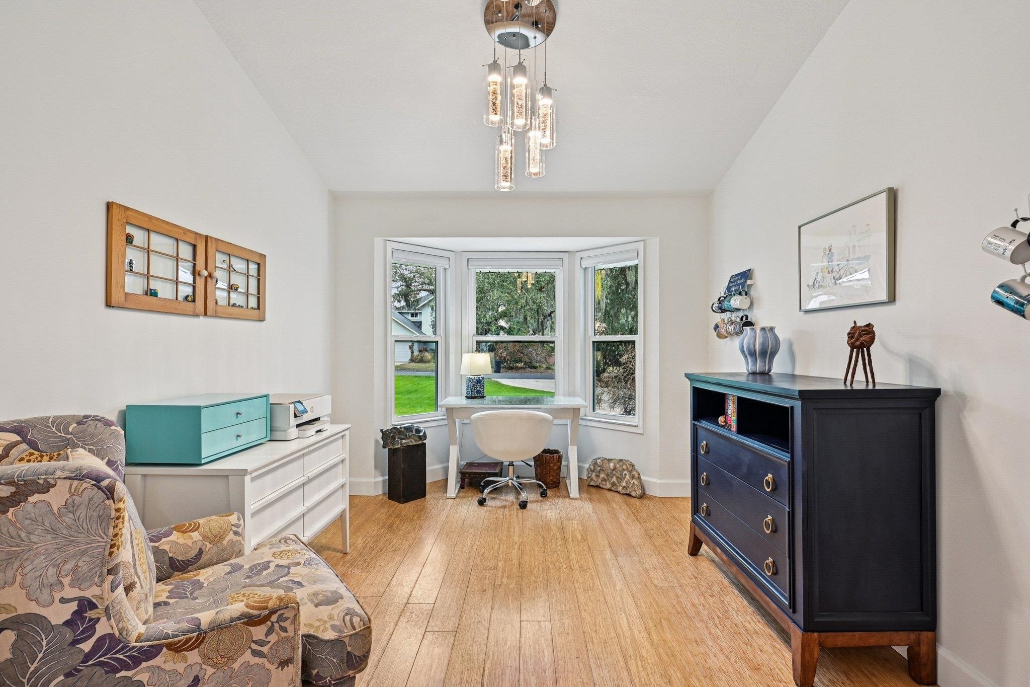 Image 39 of 68 For 6364 Putnam St