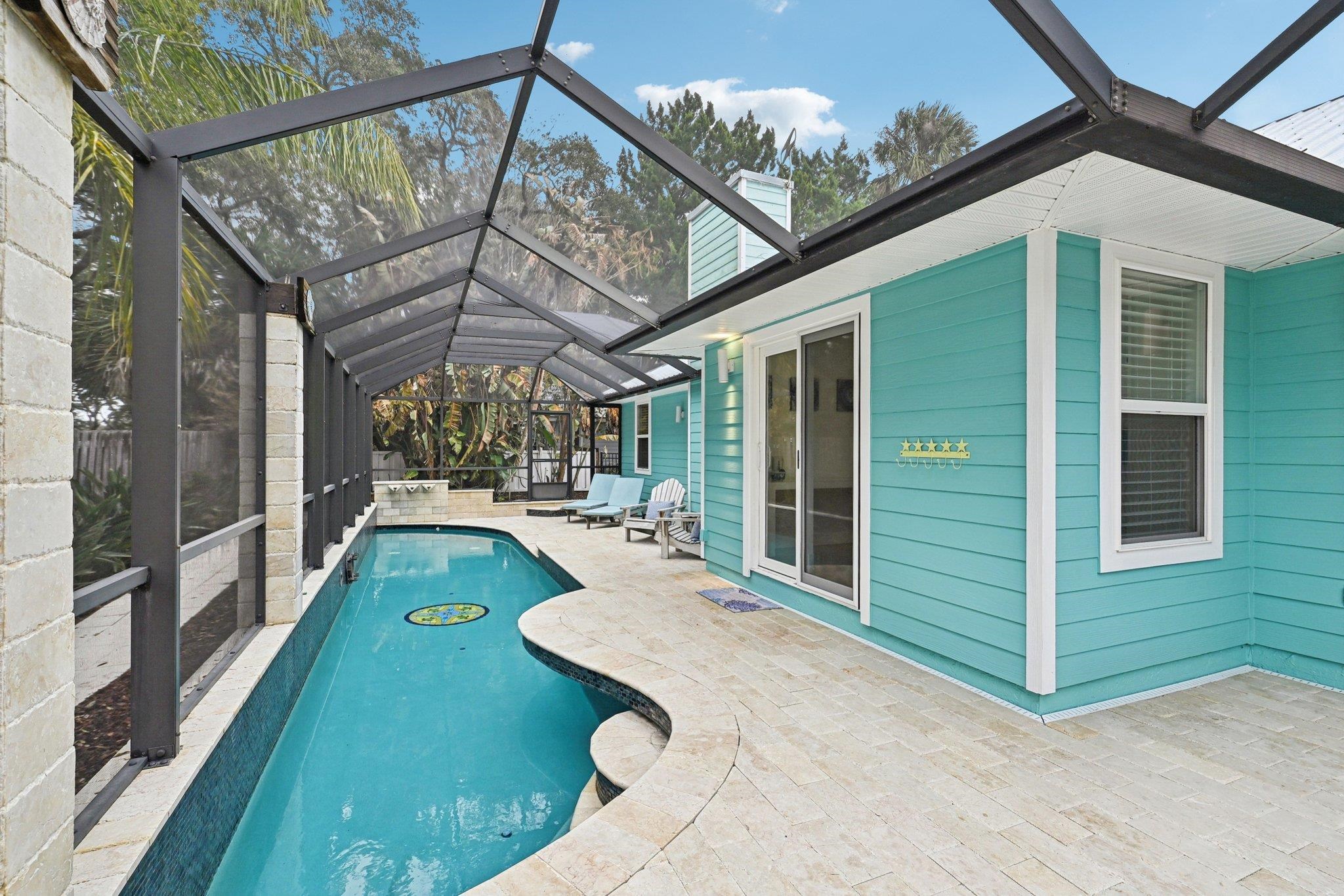 Image 44 of 68 For 6364 Putnam St