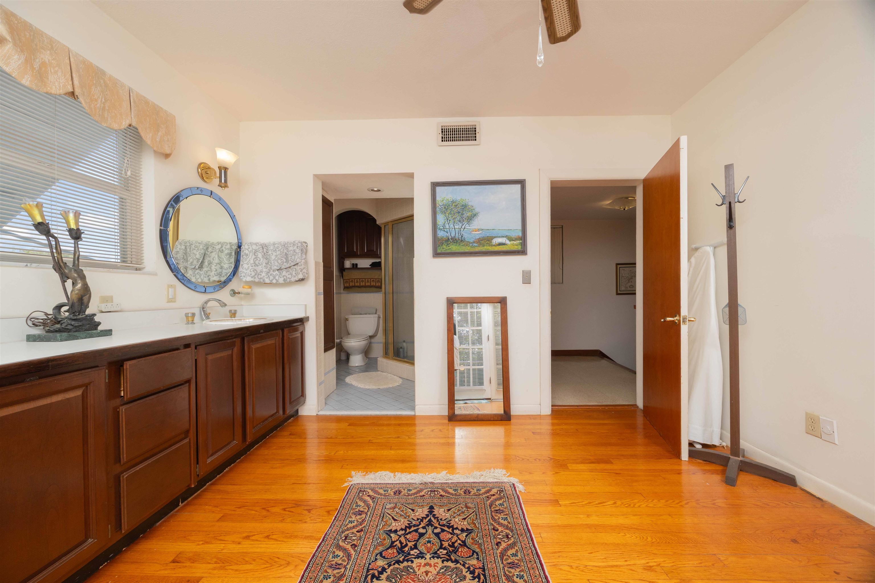 Image 32 of 47 For 124 Inlet Dr.