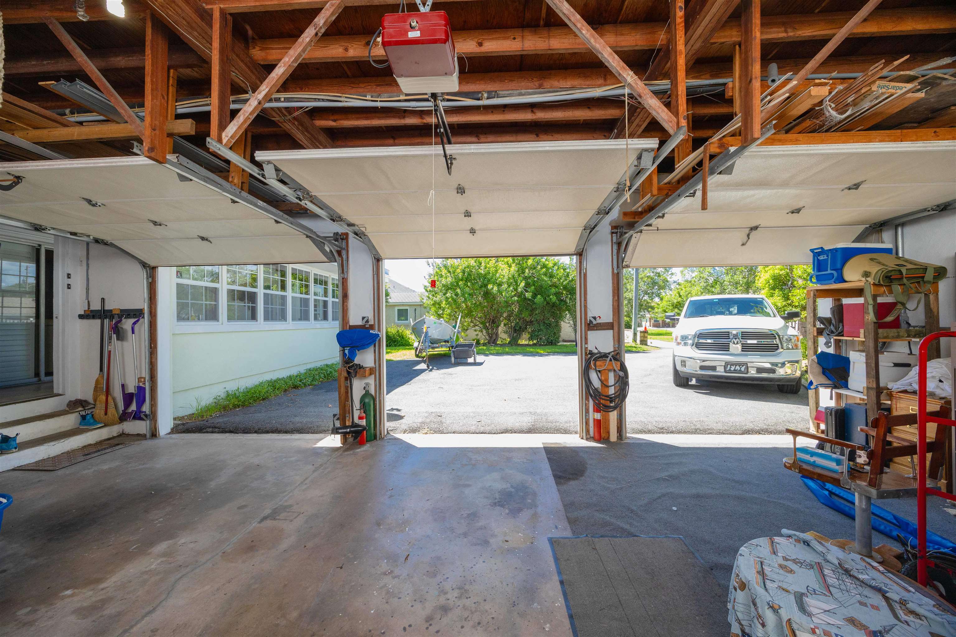 Image 36 of 47 For 124 Inlet Dr.