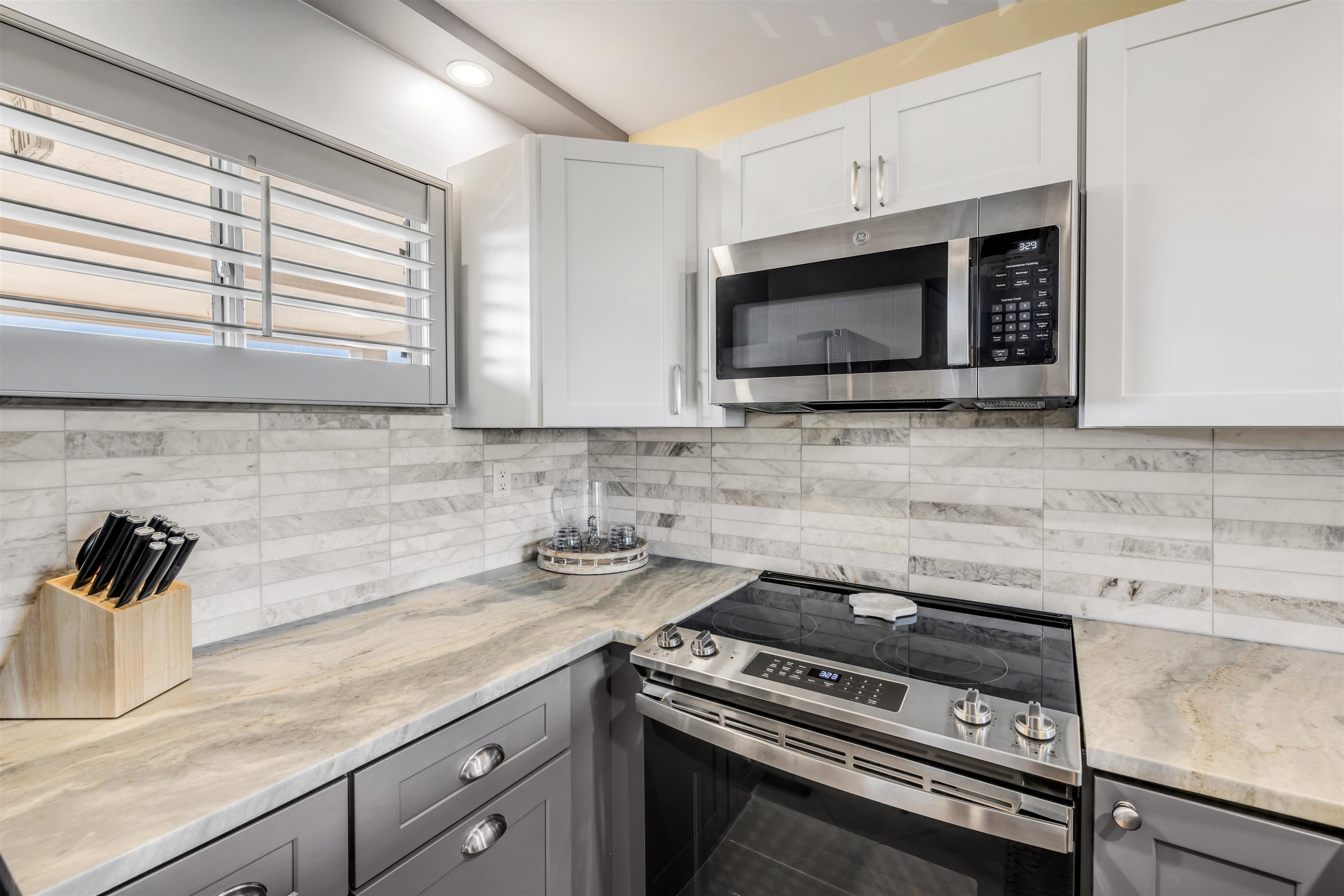 Image 12 of 54 For 4250 A1a S  C35