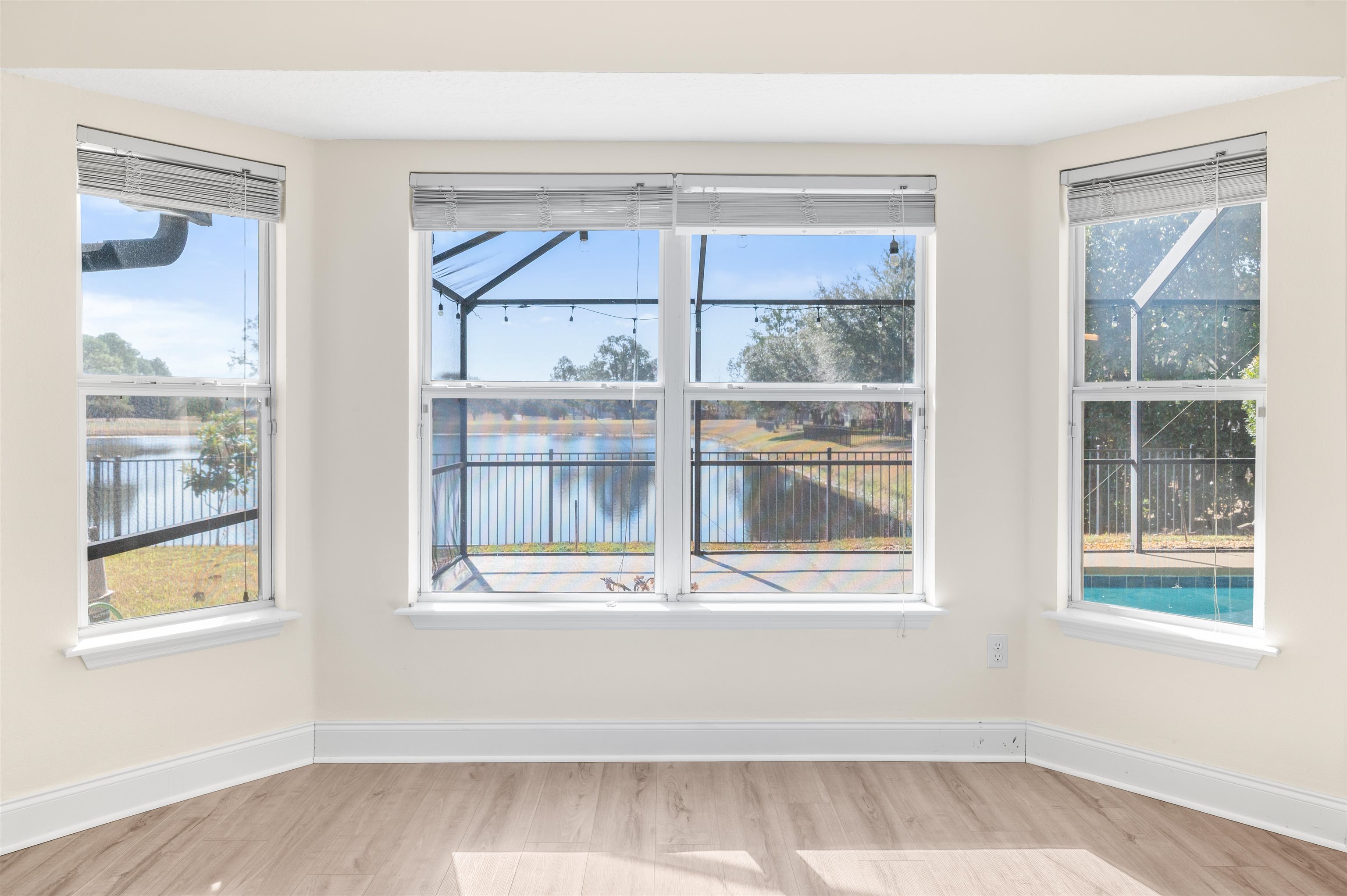 Image 22 of 63 For 4105 Palmetto Bay Dr