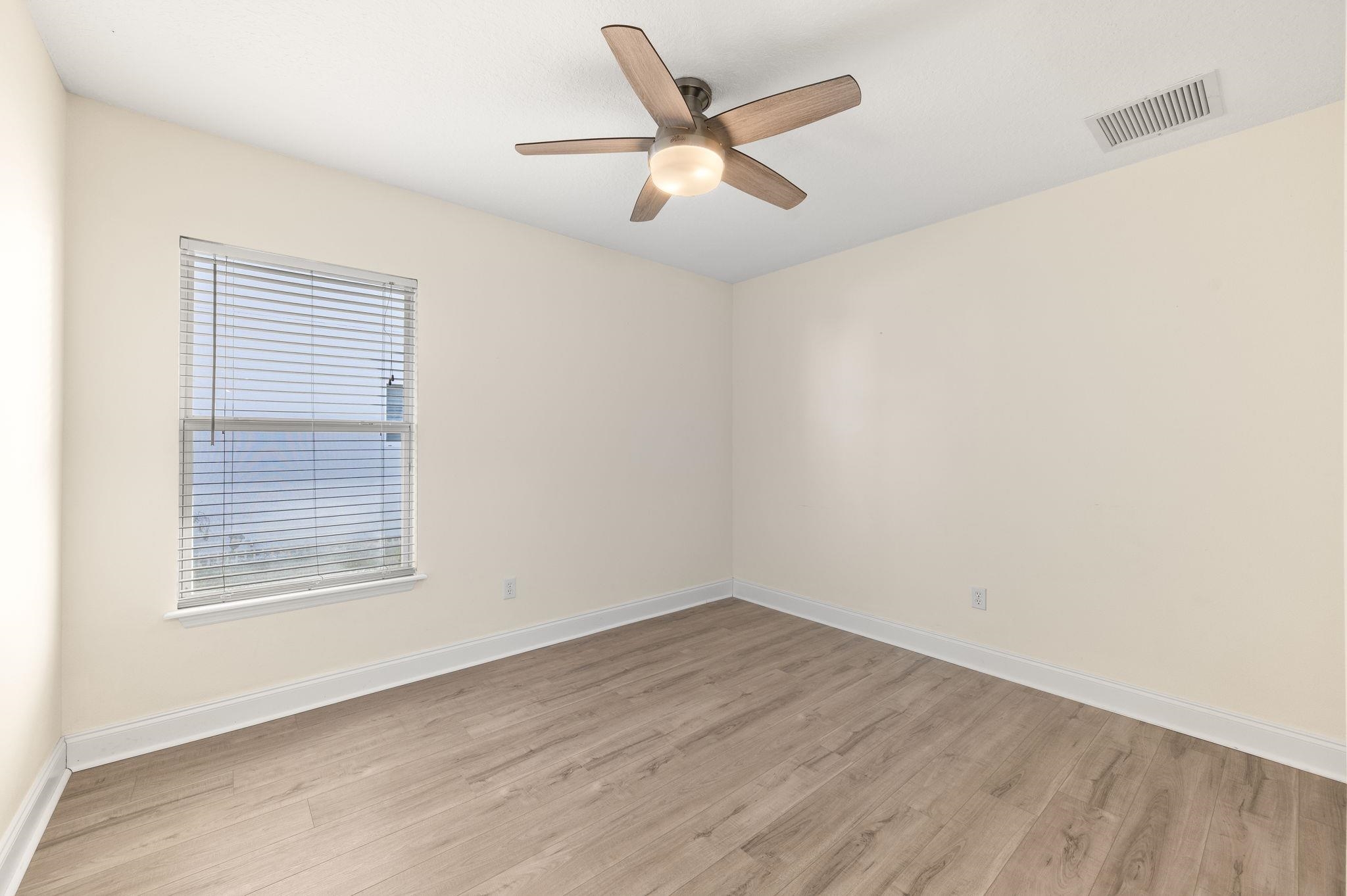 Image 29 of 63 For 4105 Palmetto Bay Dr