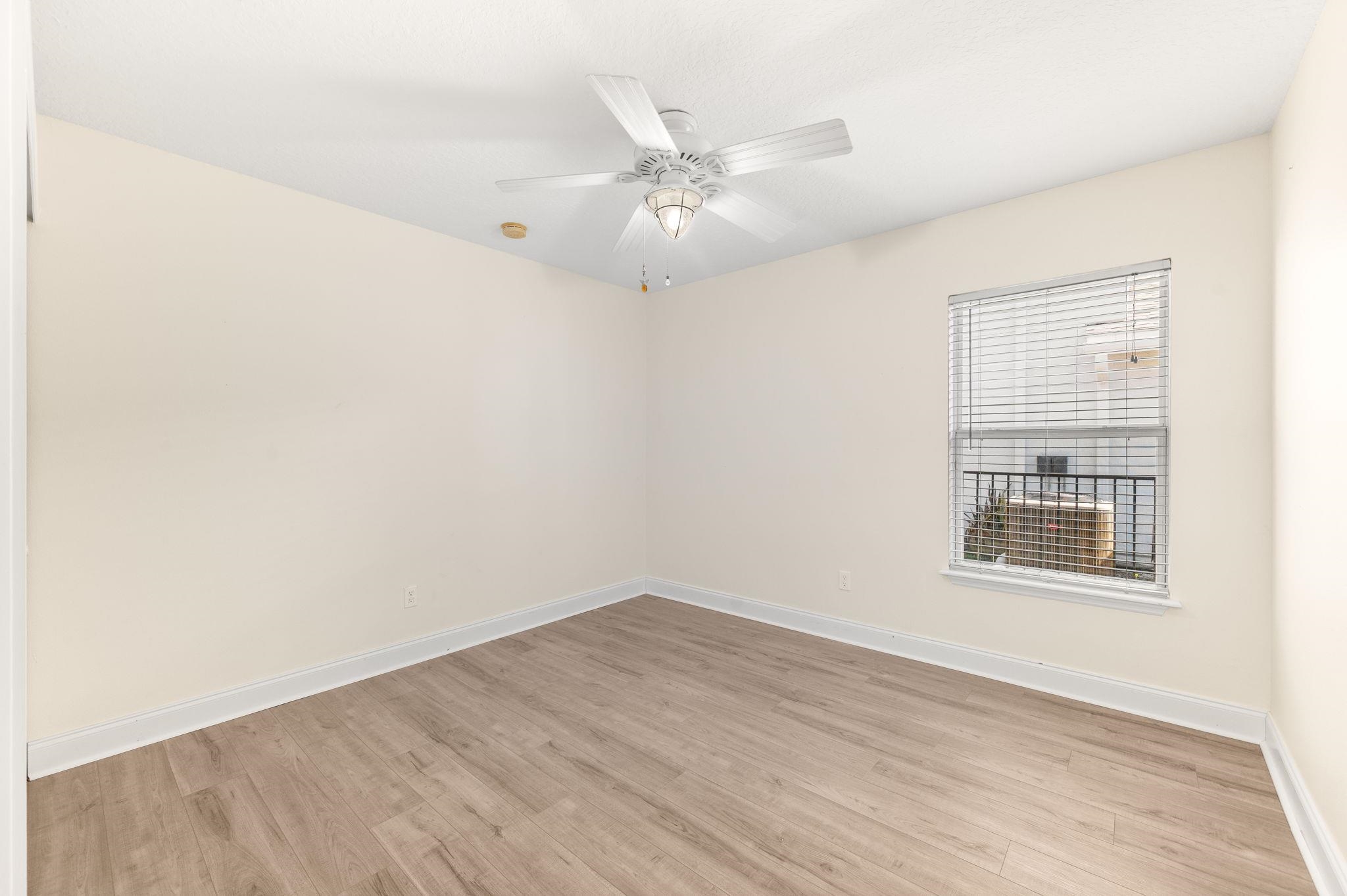 Image 33 of 63 For 4105 Palmetto Bay Dr