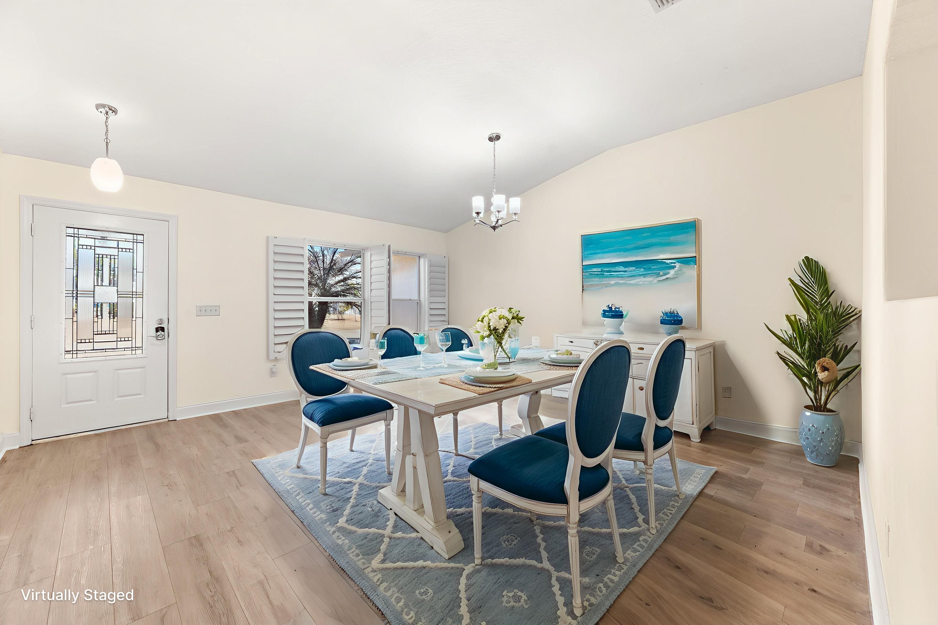 Image 5 of 63 For 4105 Palmetto Bay Dr