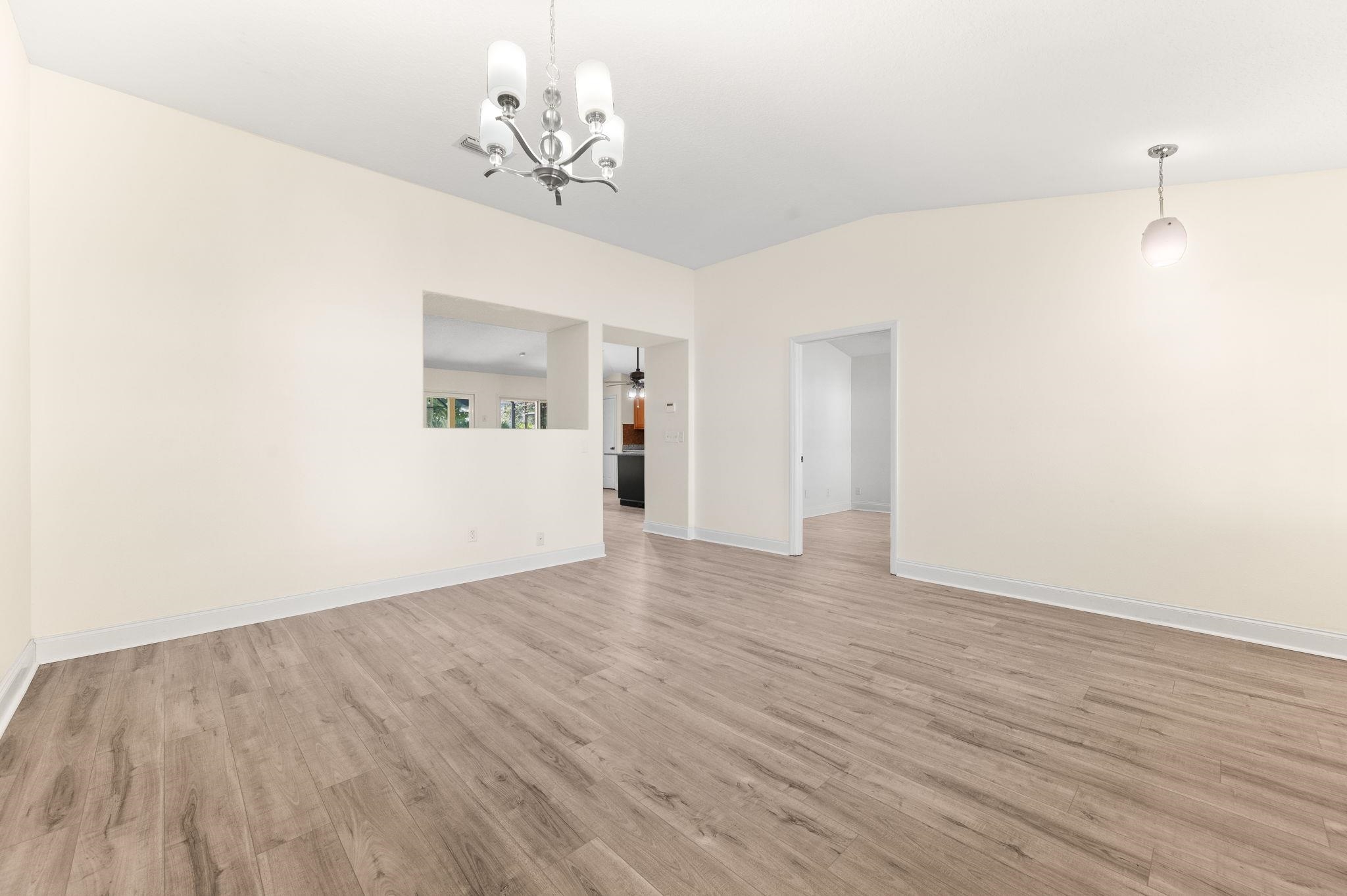 Image 6 of 63 For 4105 Palmetto Bay Dr