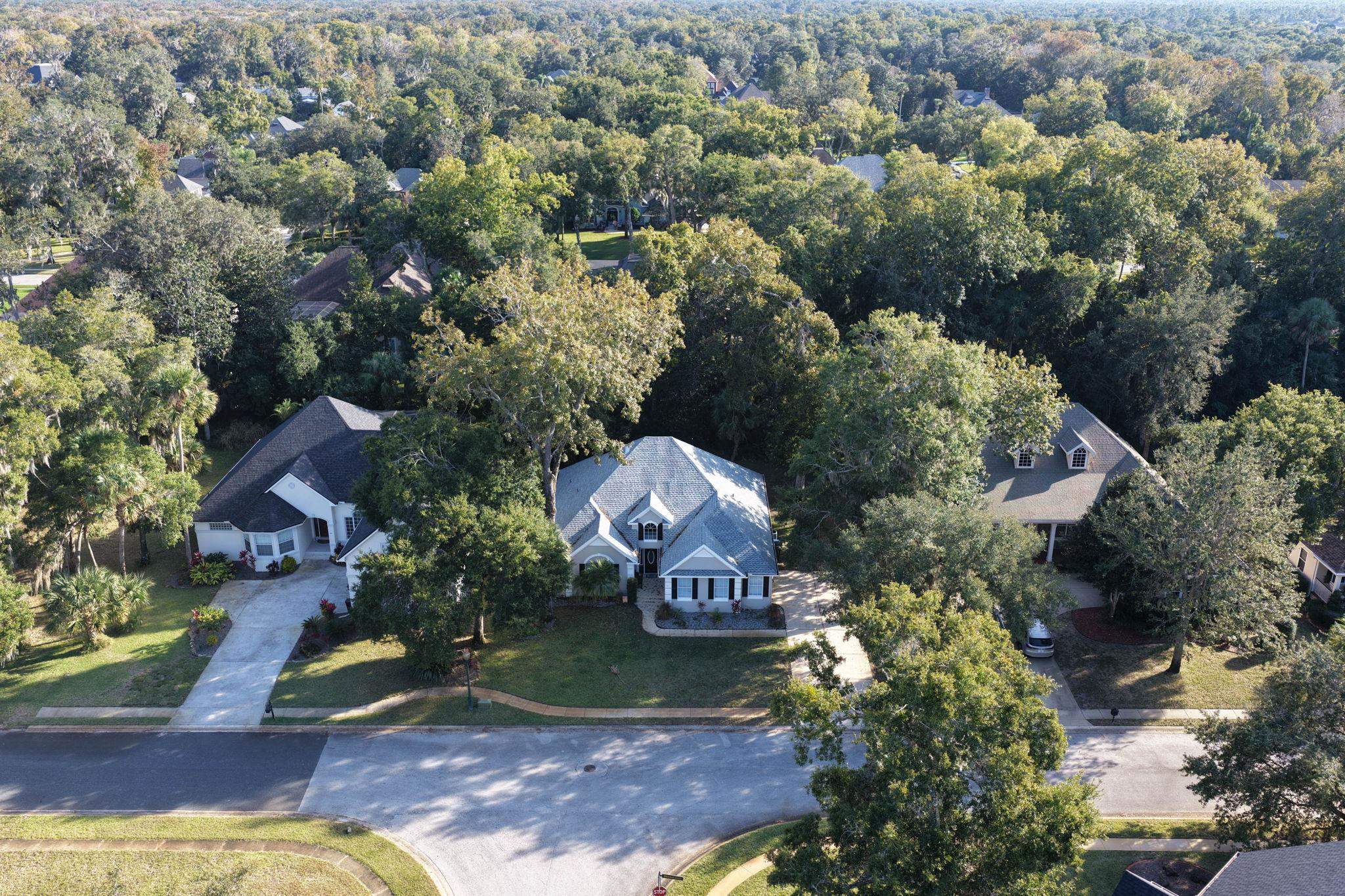 Image 2 of 54 For 21 Whitehall Ct