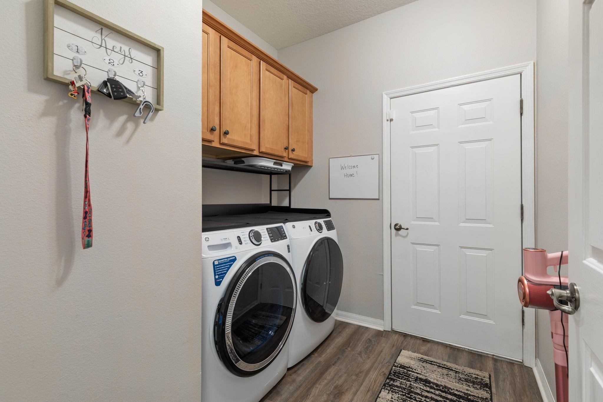 Image 36 of 54 For 21 Whitehall Ct