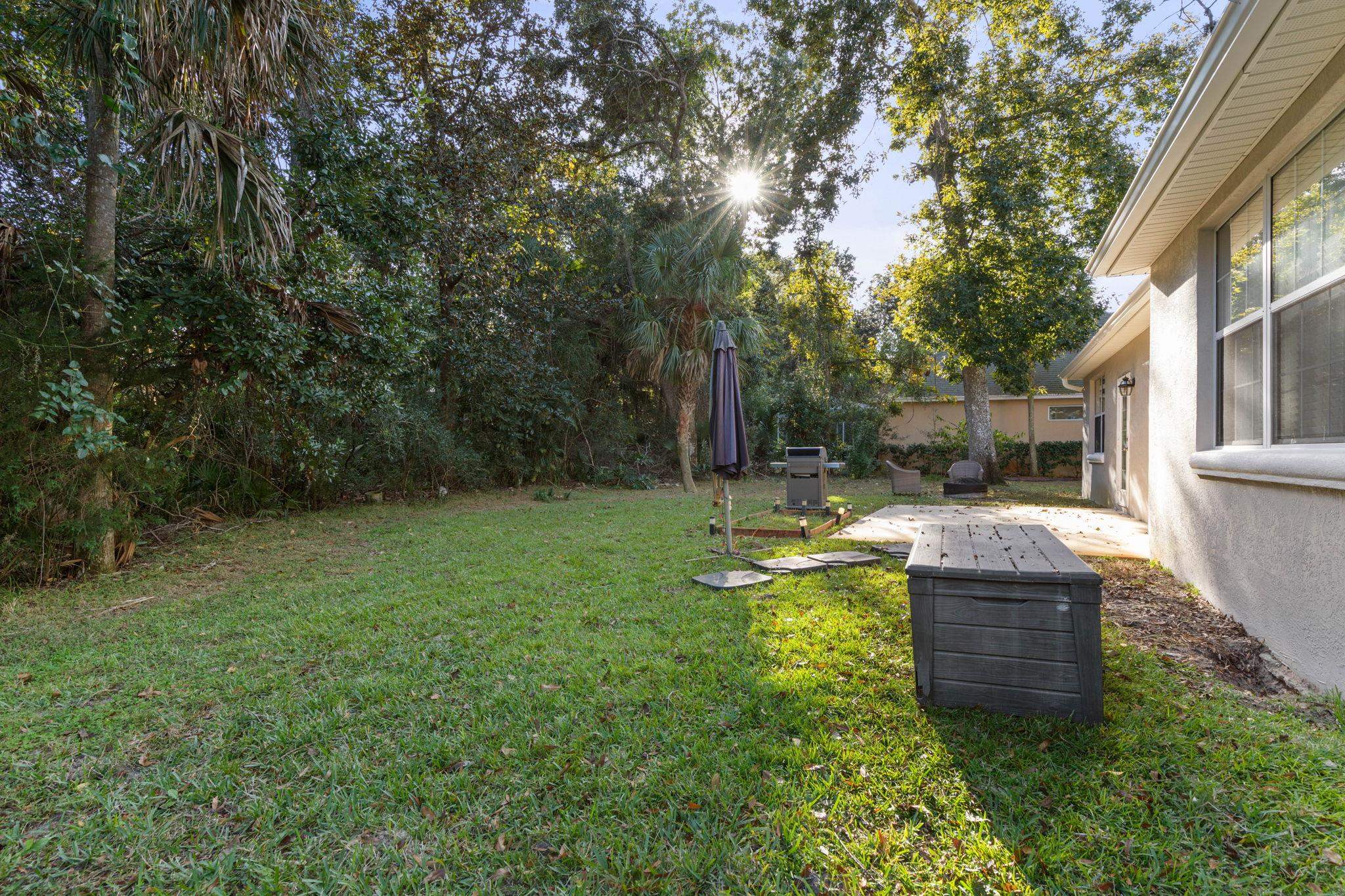 Image 40 of 54 For 21 Whitehall Ct