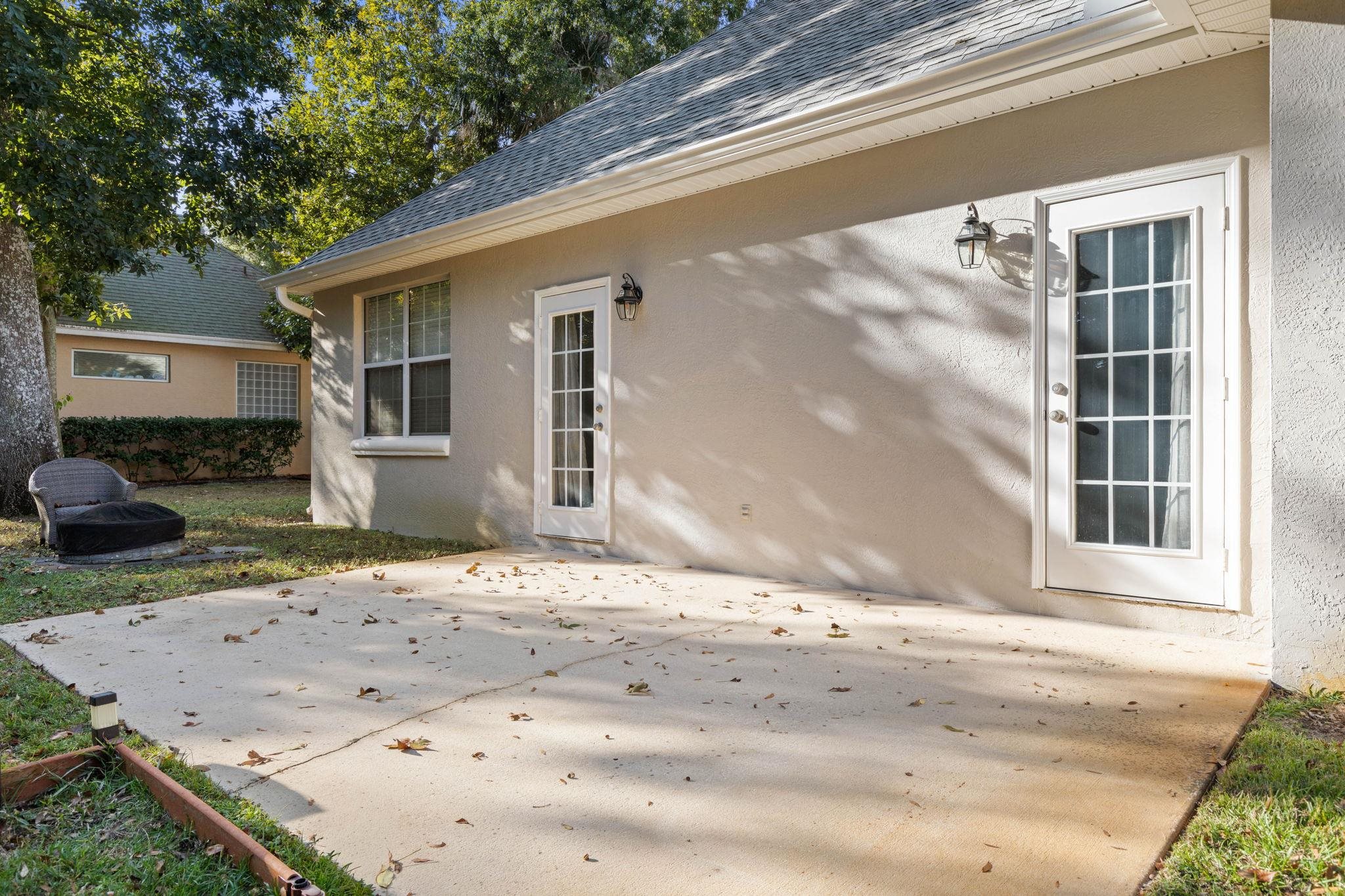 Image 42 of 54 For 21 Whitehall Ct