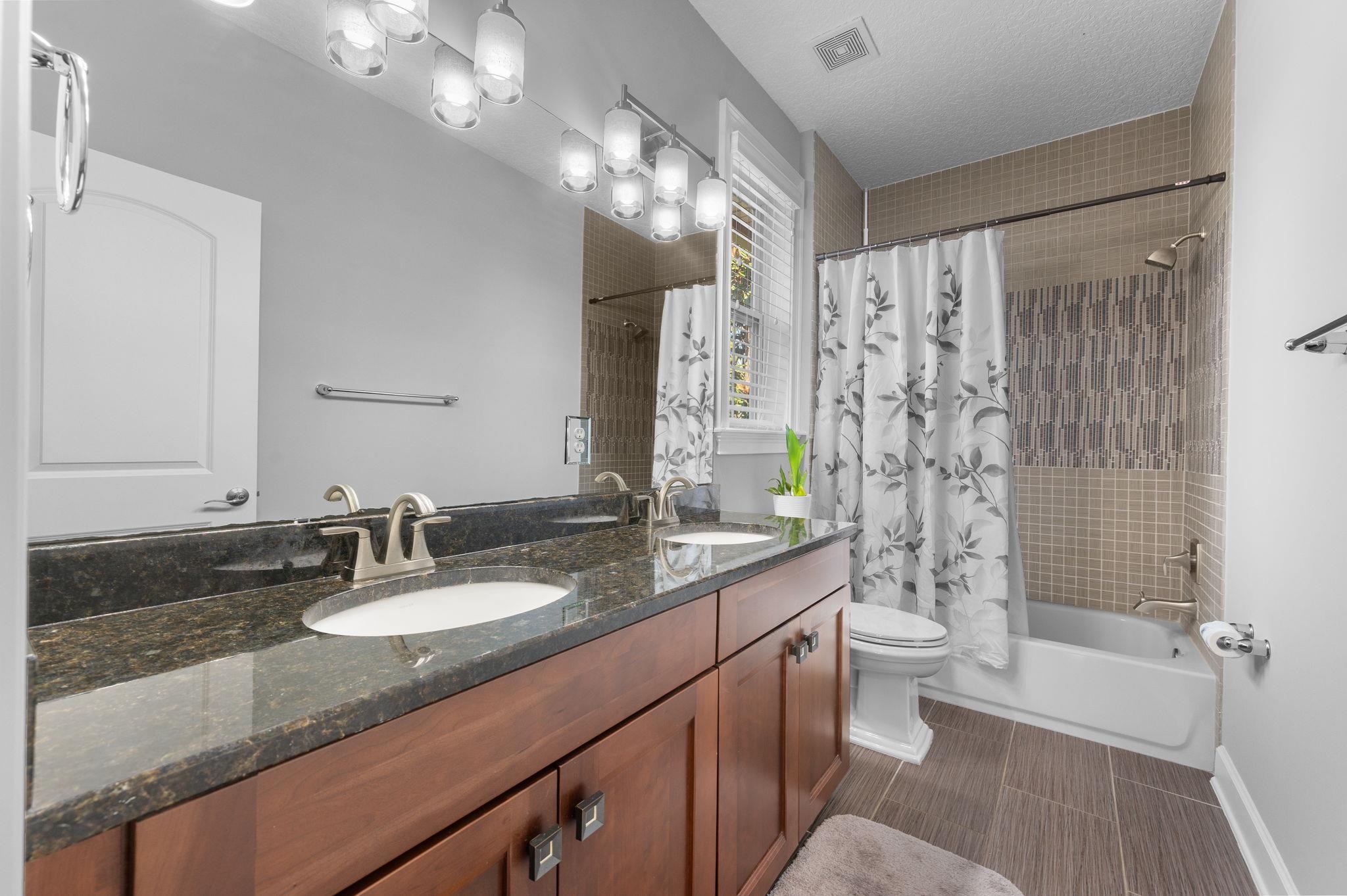 Image 51 of 92 For 168 Spanish Marsh Dr