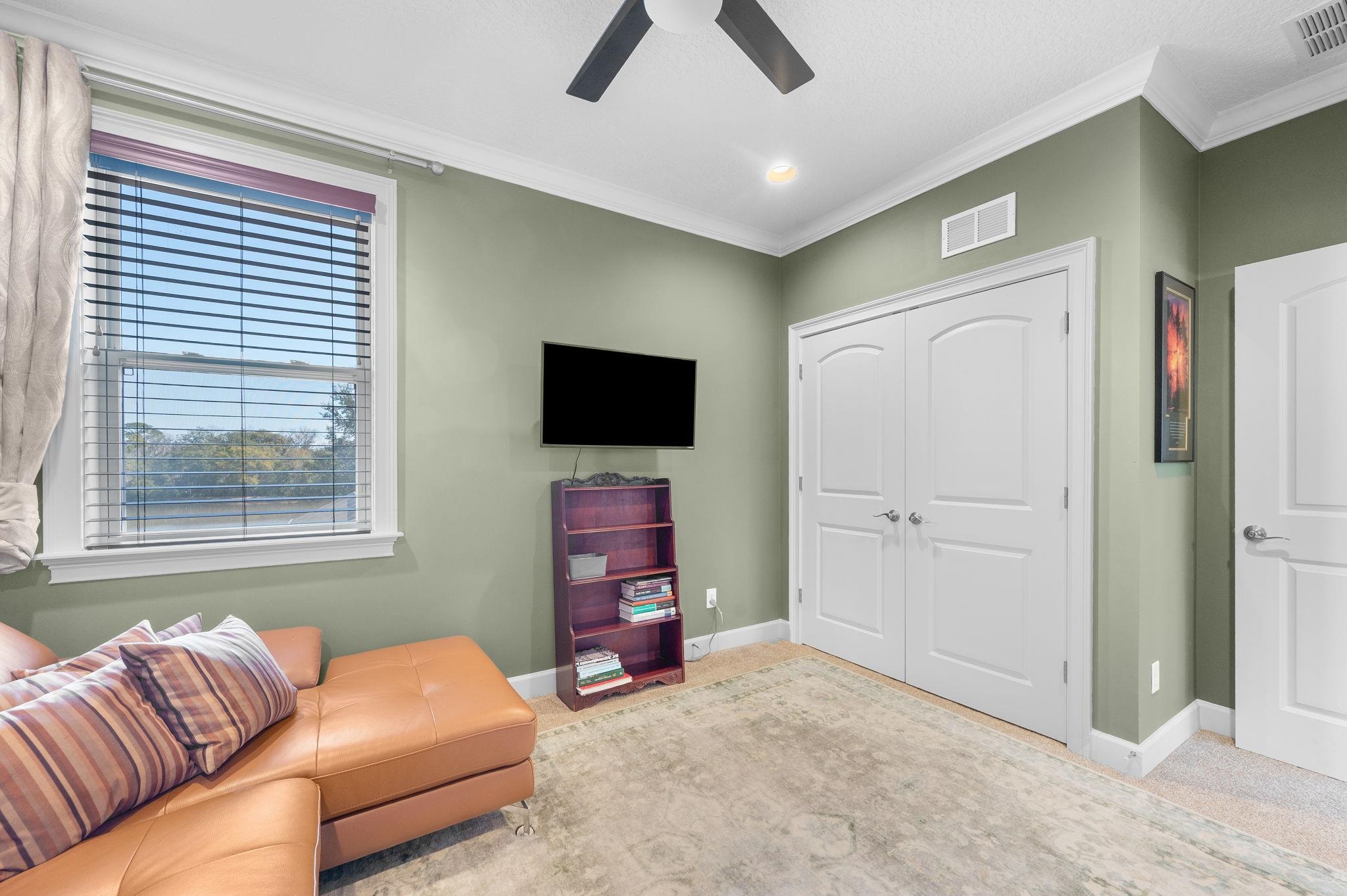 Image 60 of 92 For 168 Spanish Marsh Dr