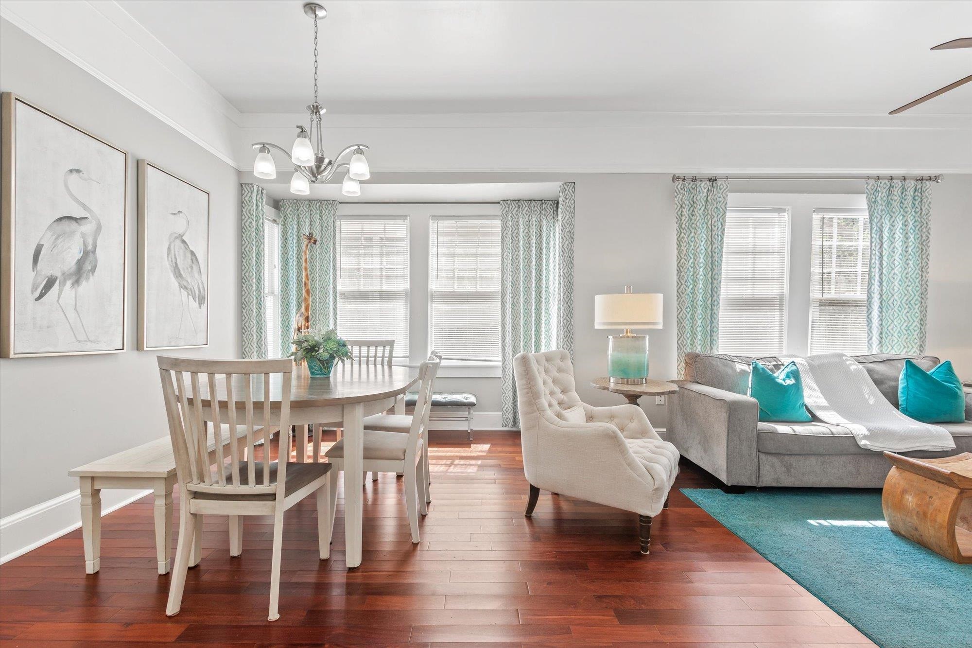 Image 11 of 37 For 54 Grove Avenue