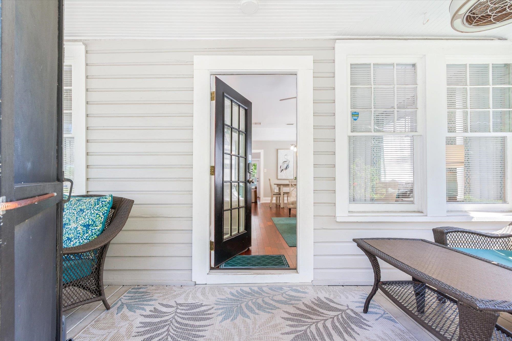 Image 8 of 37 For 54 Grove Avenue