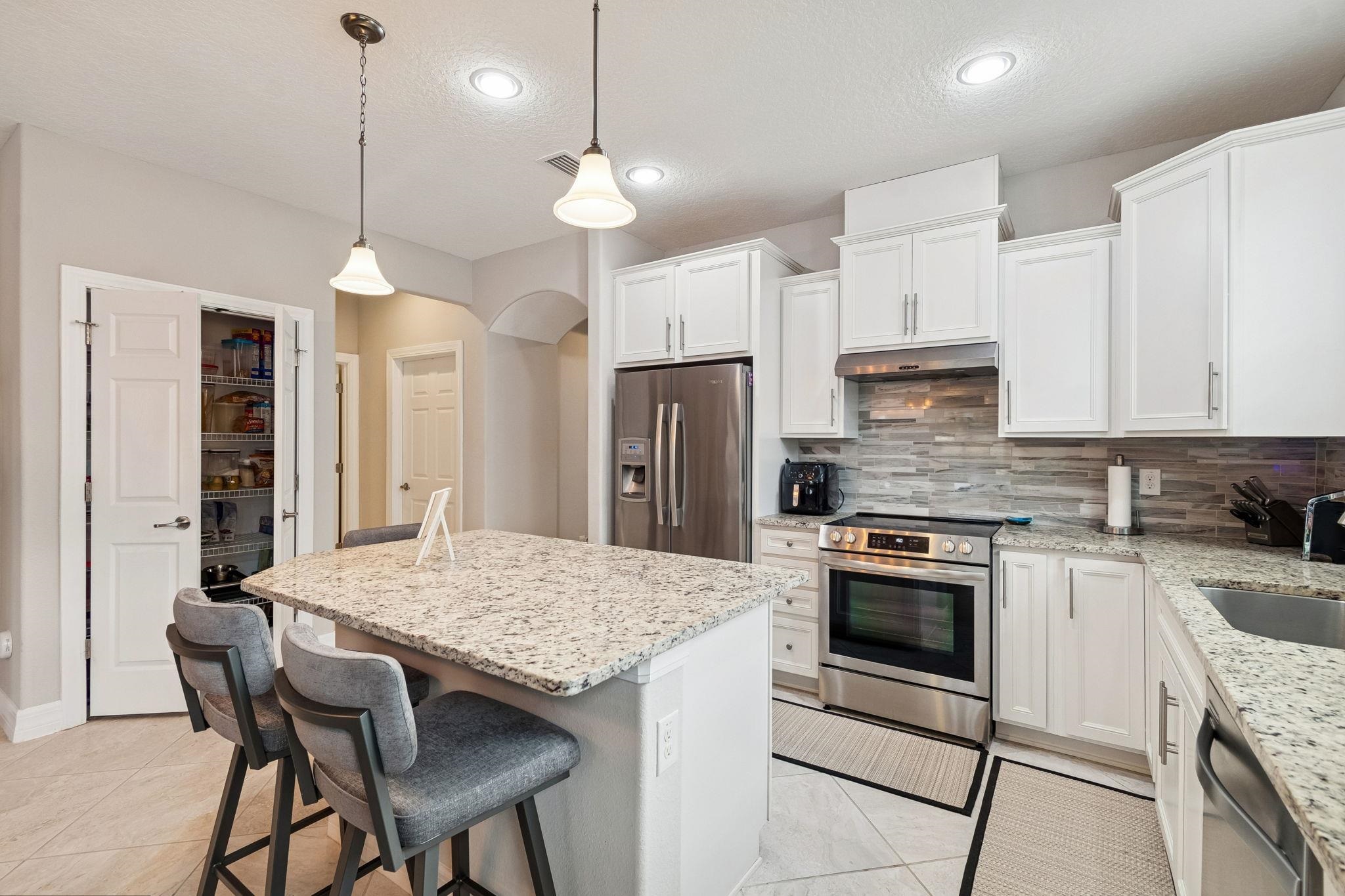 Image 21 of 88 For 28 Rock Spring Loop