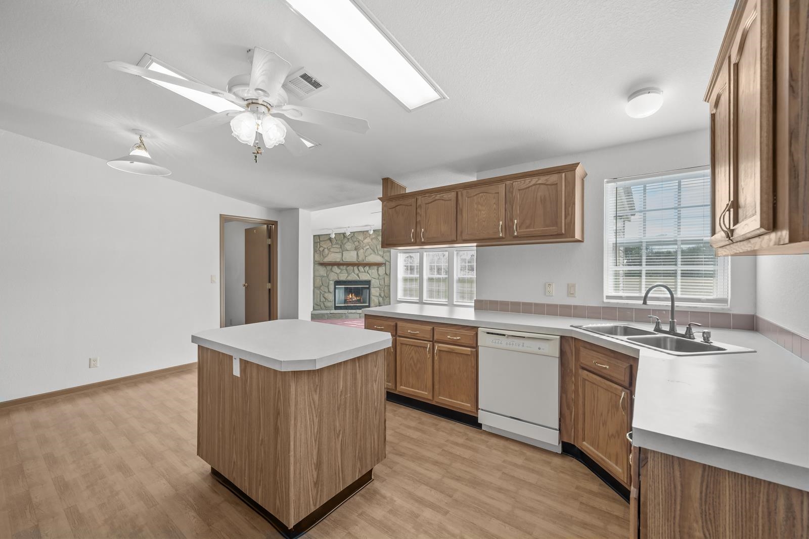 Image 6 of 34 For 305 Palmetto Bluff Road