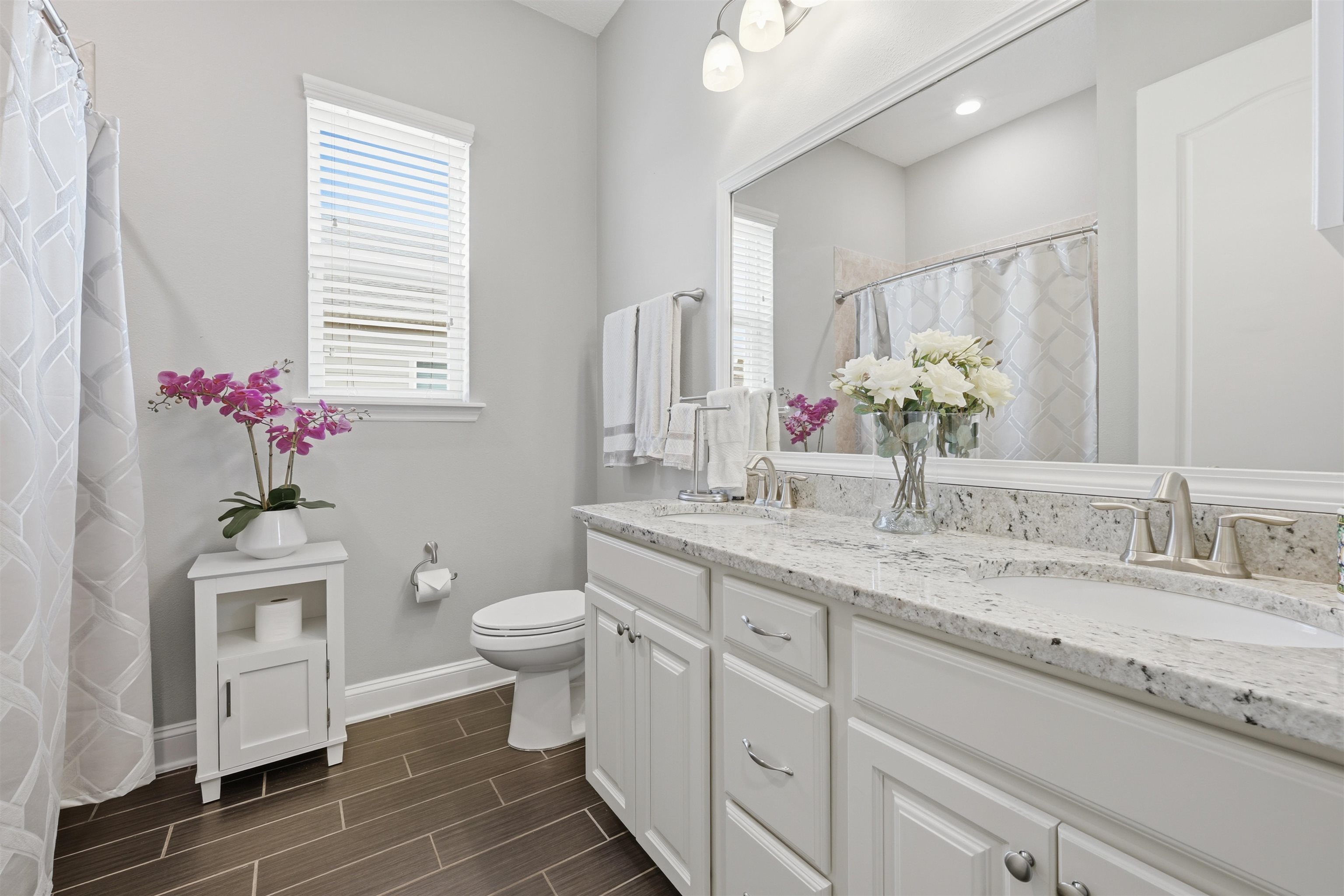 Image 28 of 72 For 101 Lazo Ct  