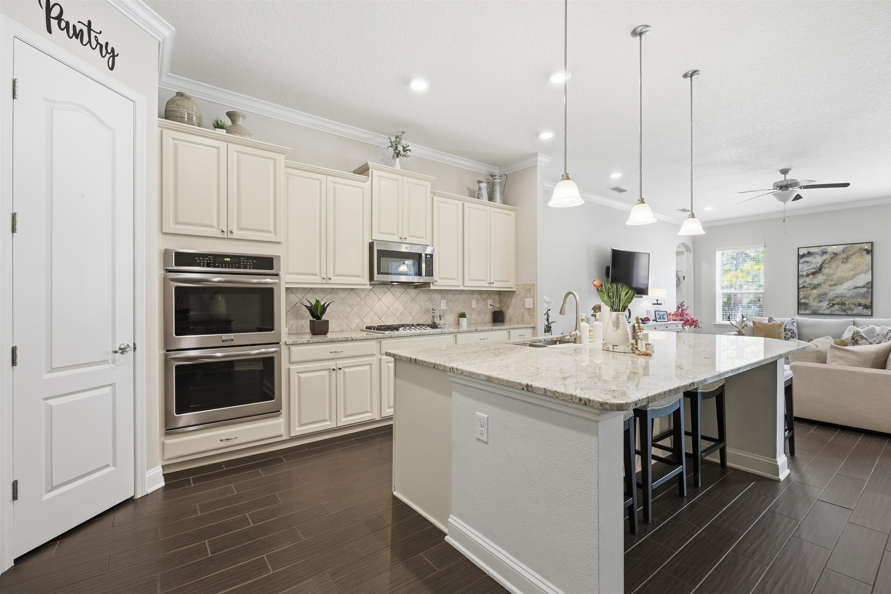 Image 7 of 72 For 101 Lazo Ct  