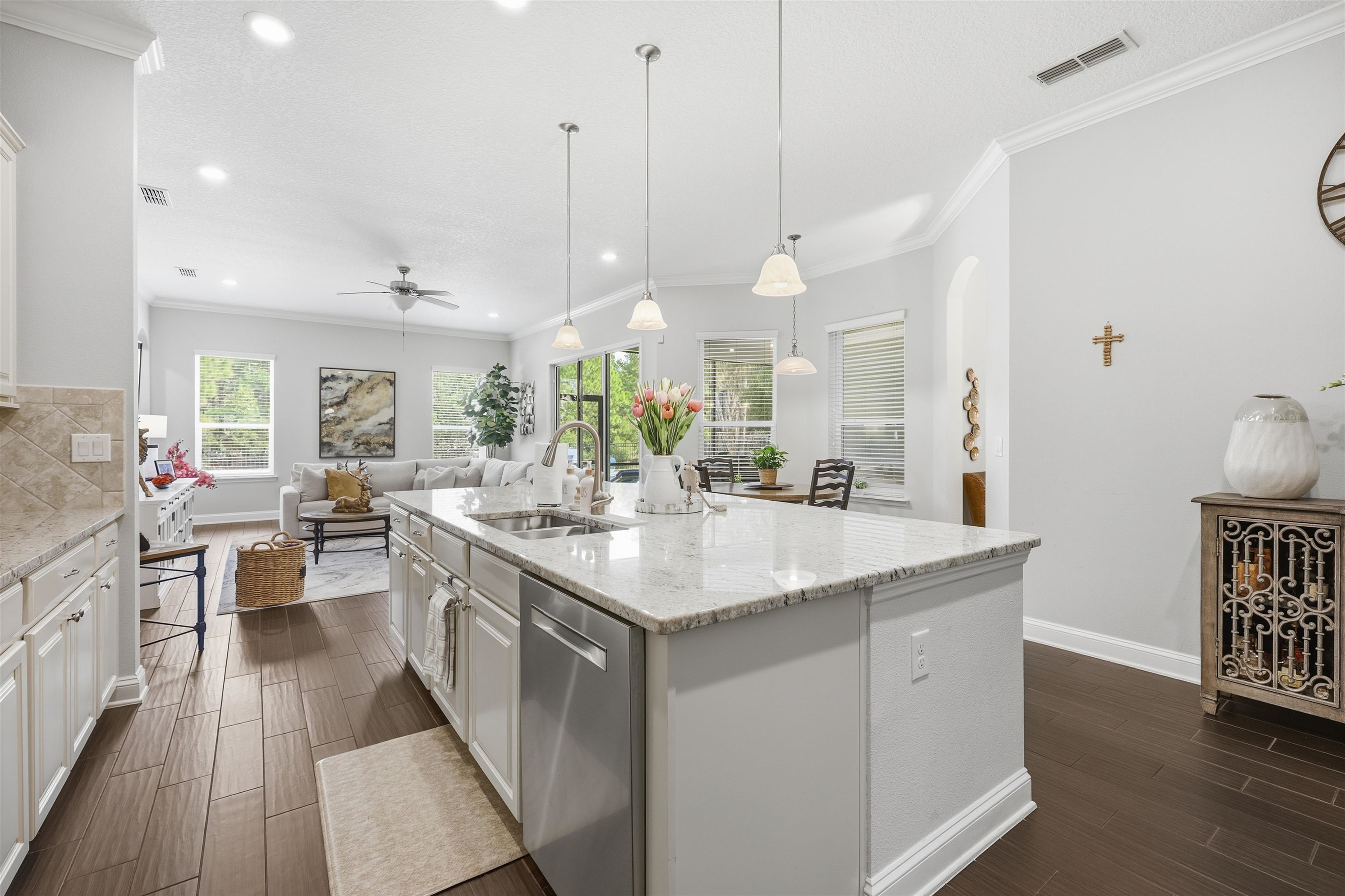 Image 8 of 72 For 101 Lazo Ct  