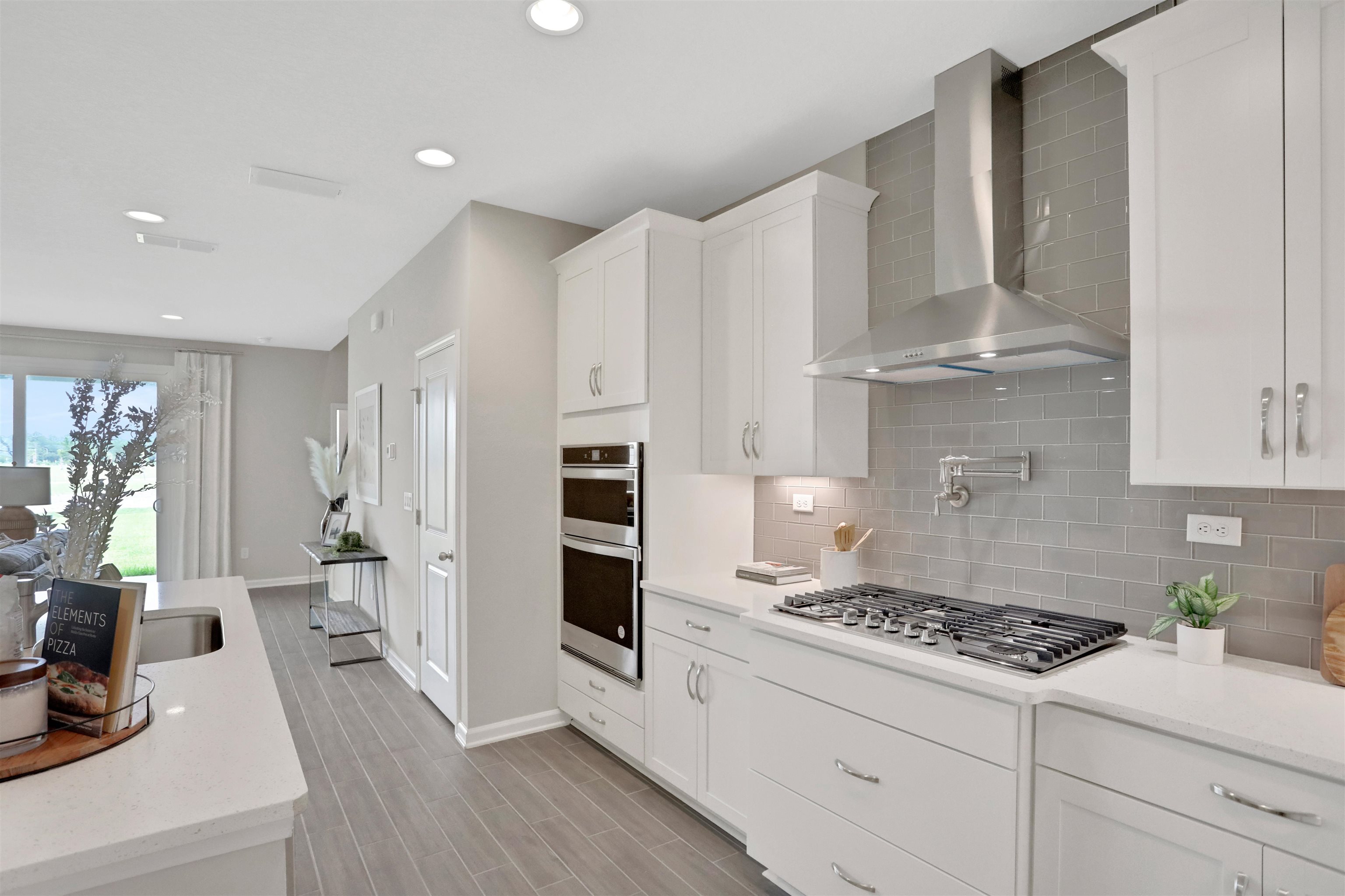 Image 24 of 31 For 823 Cherry Elm Dr (model Home)