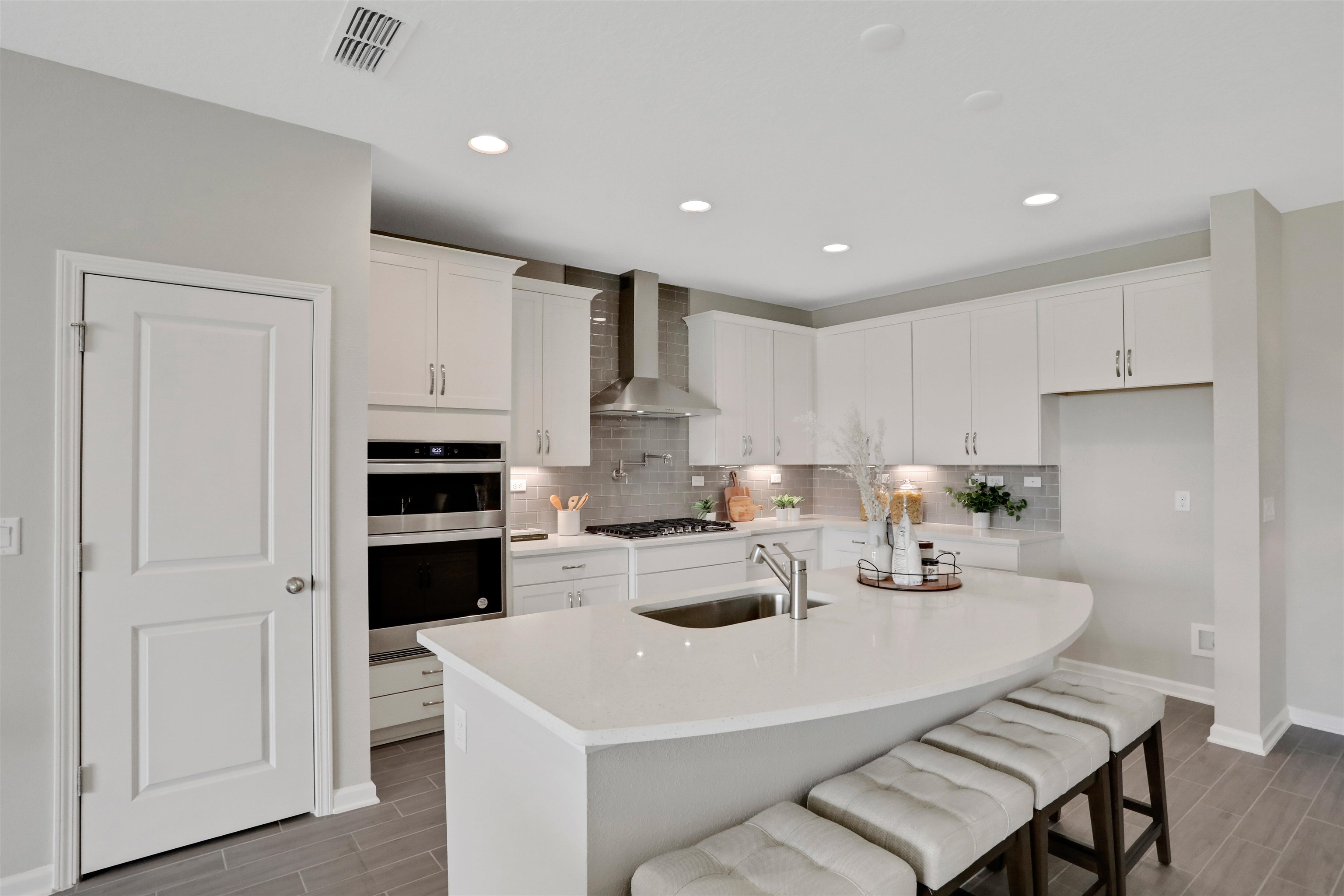 Image 27 of 31 For 823 Cherry Elm Dr (model Home)