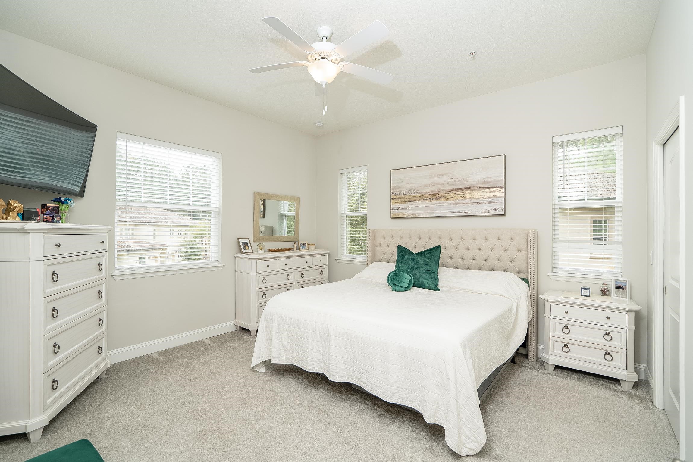 Image 20 of 47 For 107 Canyon Trail