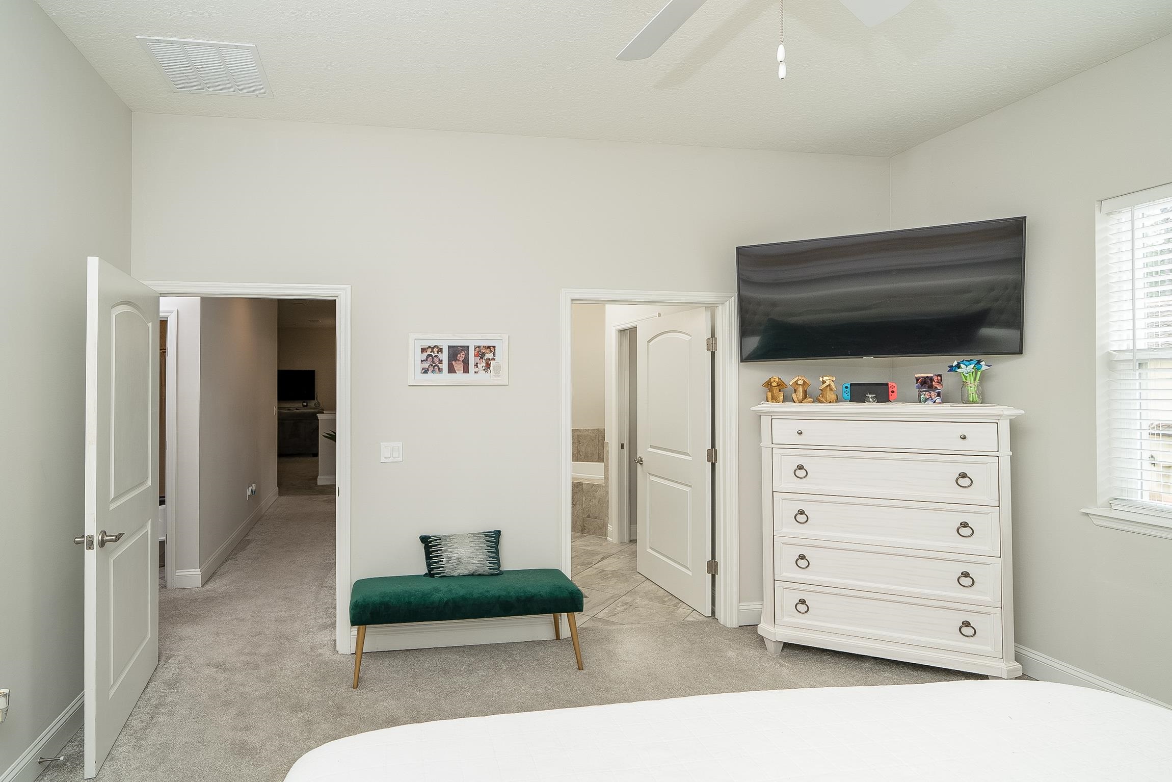 Image 23 of 47 For 107 Canyon Trail