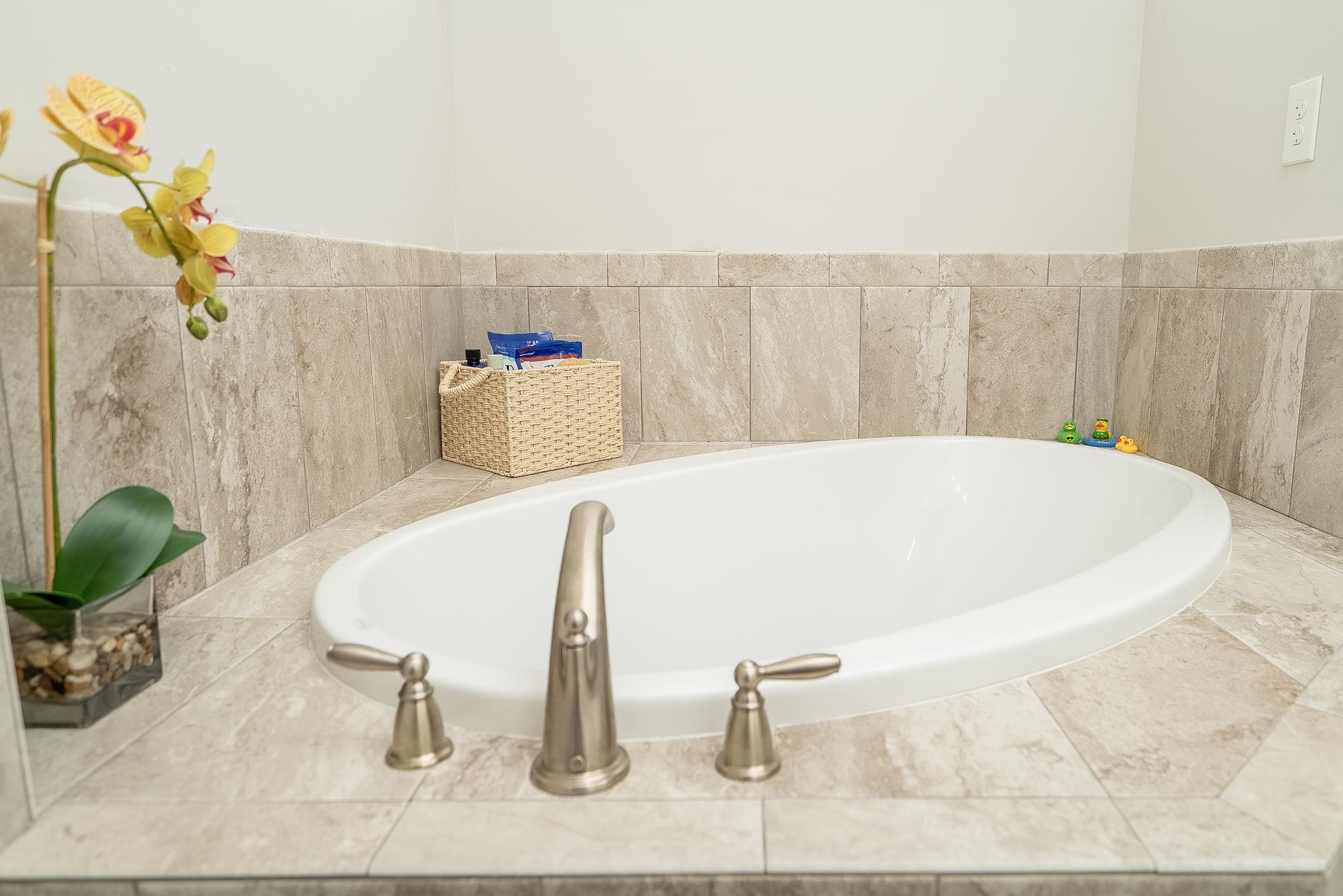 Image 27 of 47 For 107 Canyon Trail