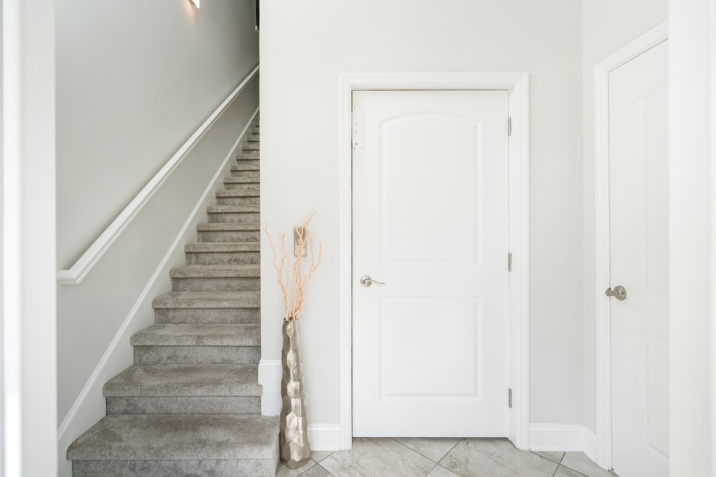 Image 5 of 47 For 107 Canyon Trail