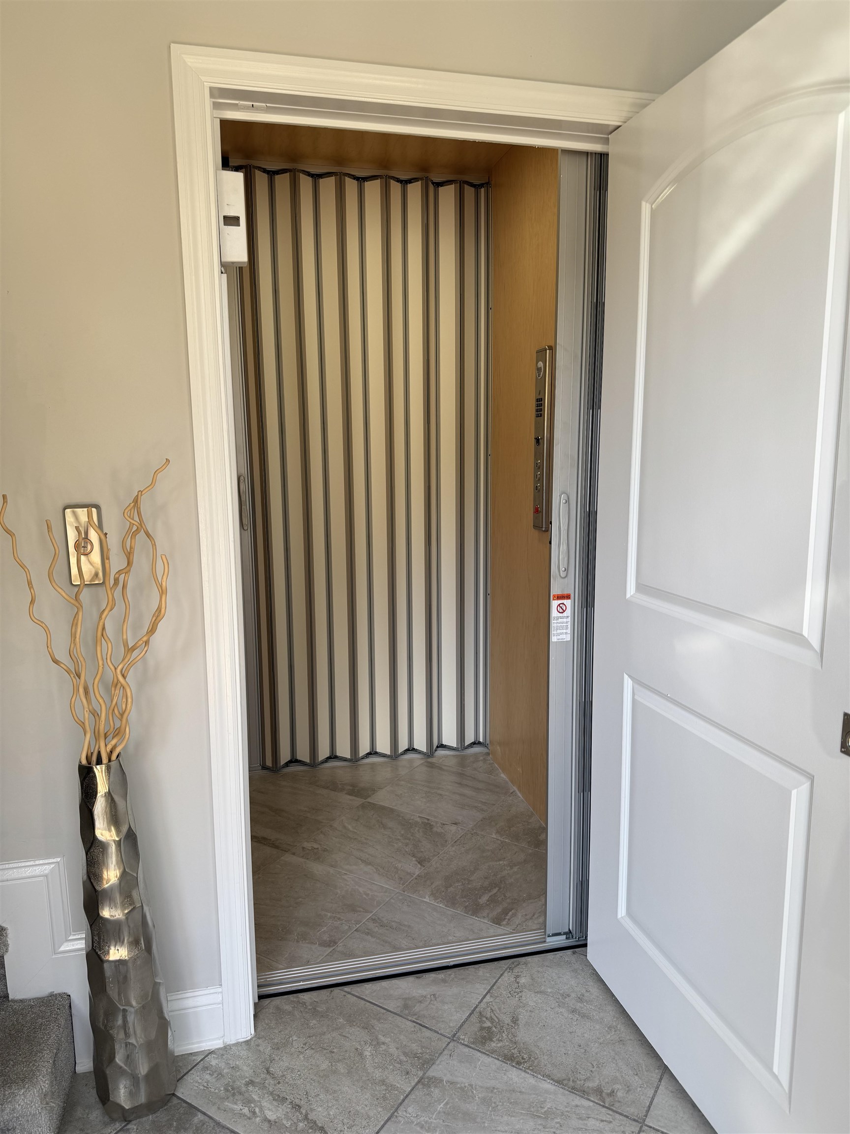 Image 6 of 47 For 107 Canyon Trail