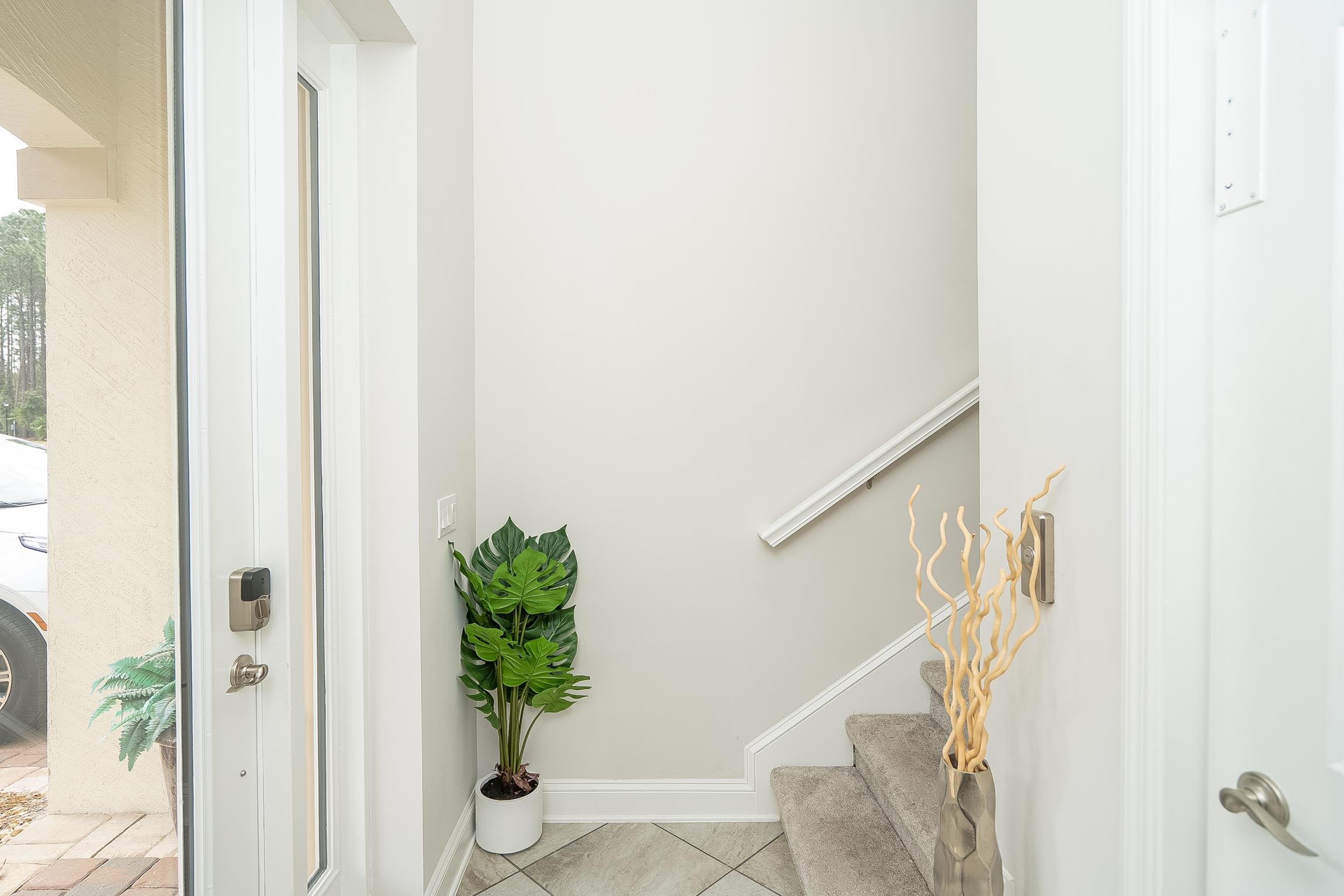 Image 7 of 47 For 107 Canyon Trail