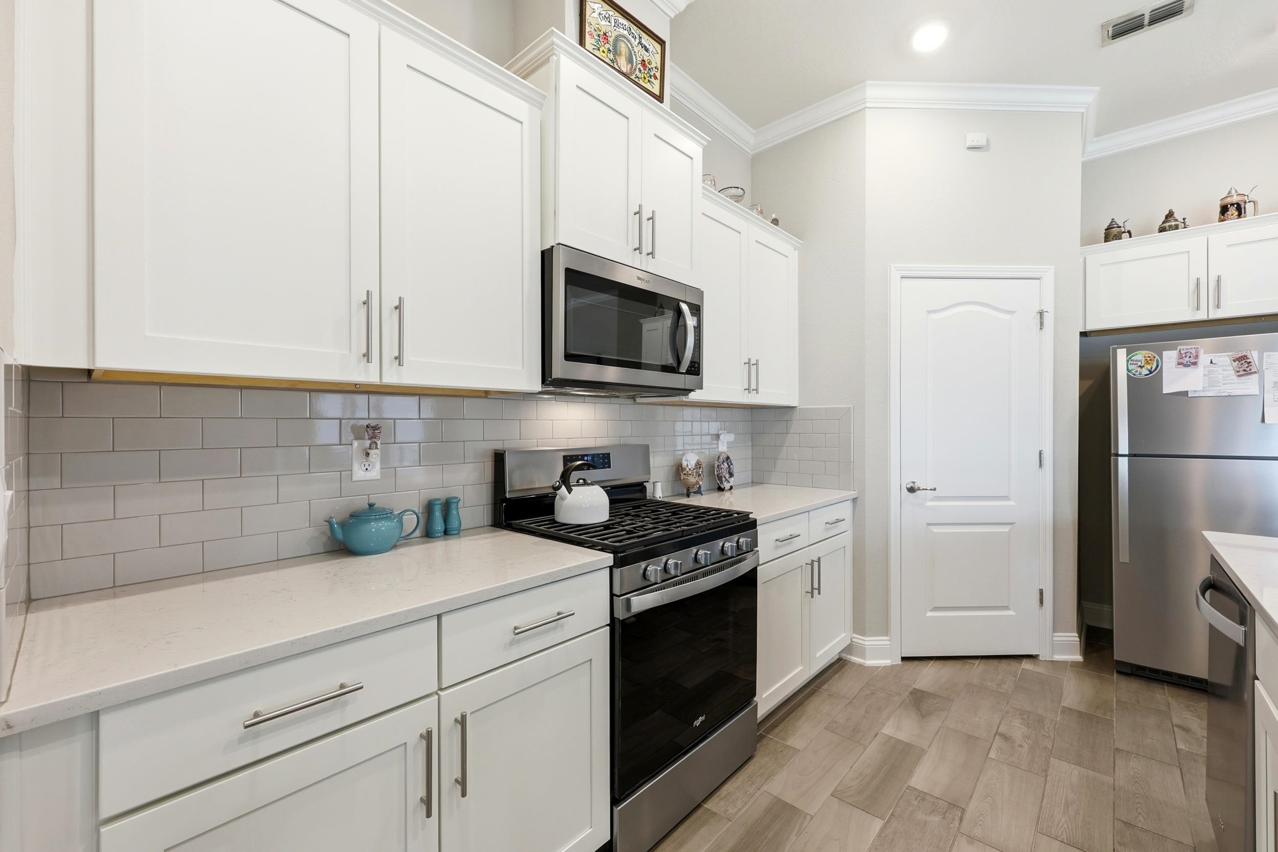 Image 11 of 58 For 53 Dovetail Court