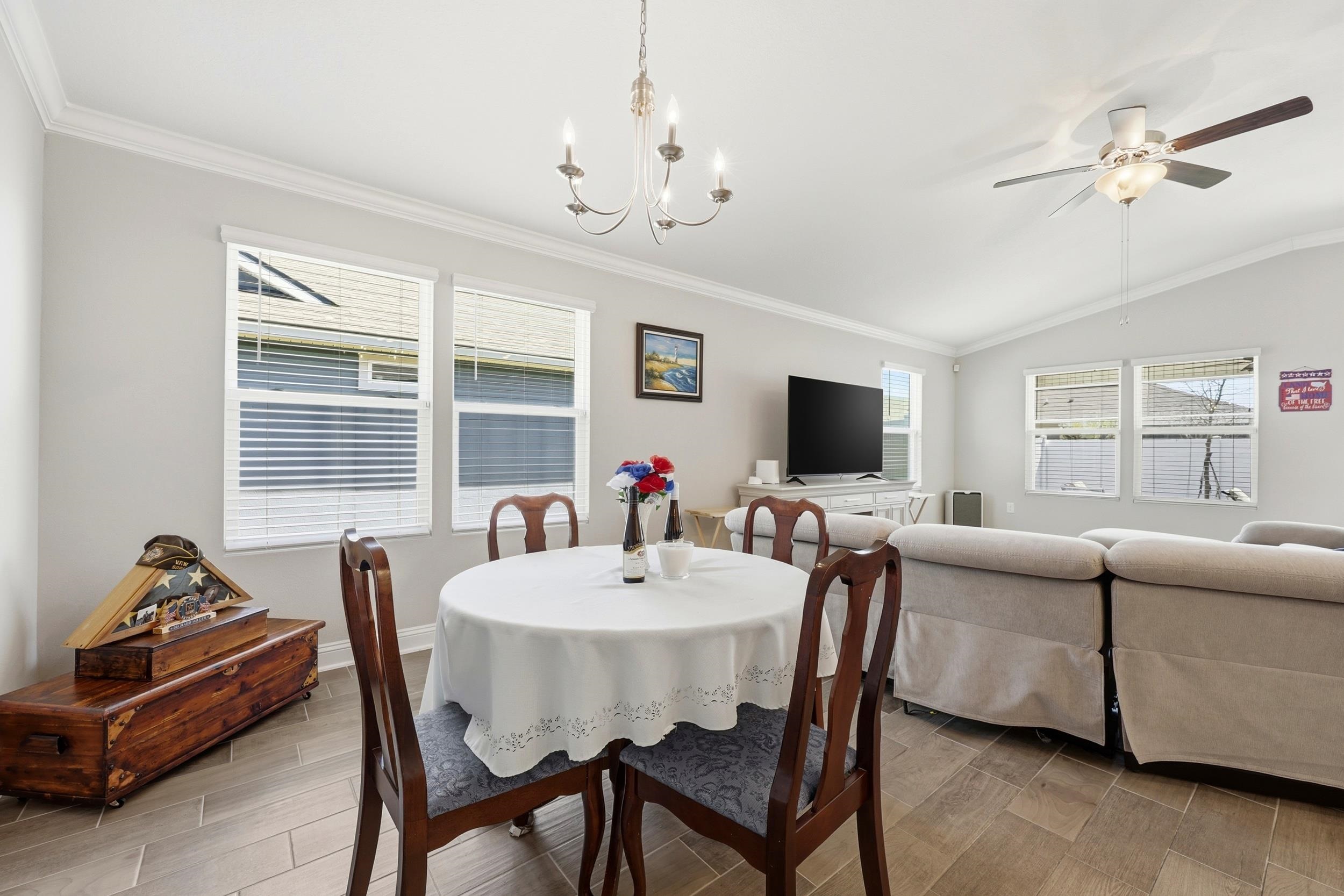 Image 16 of 58 For 53 Dovetail Court