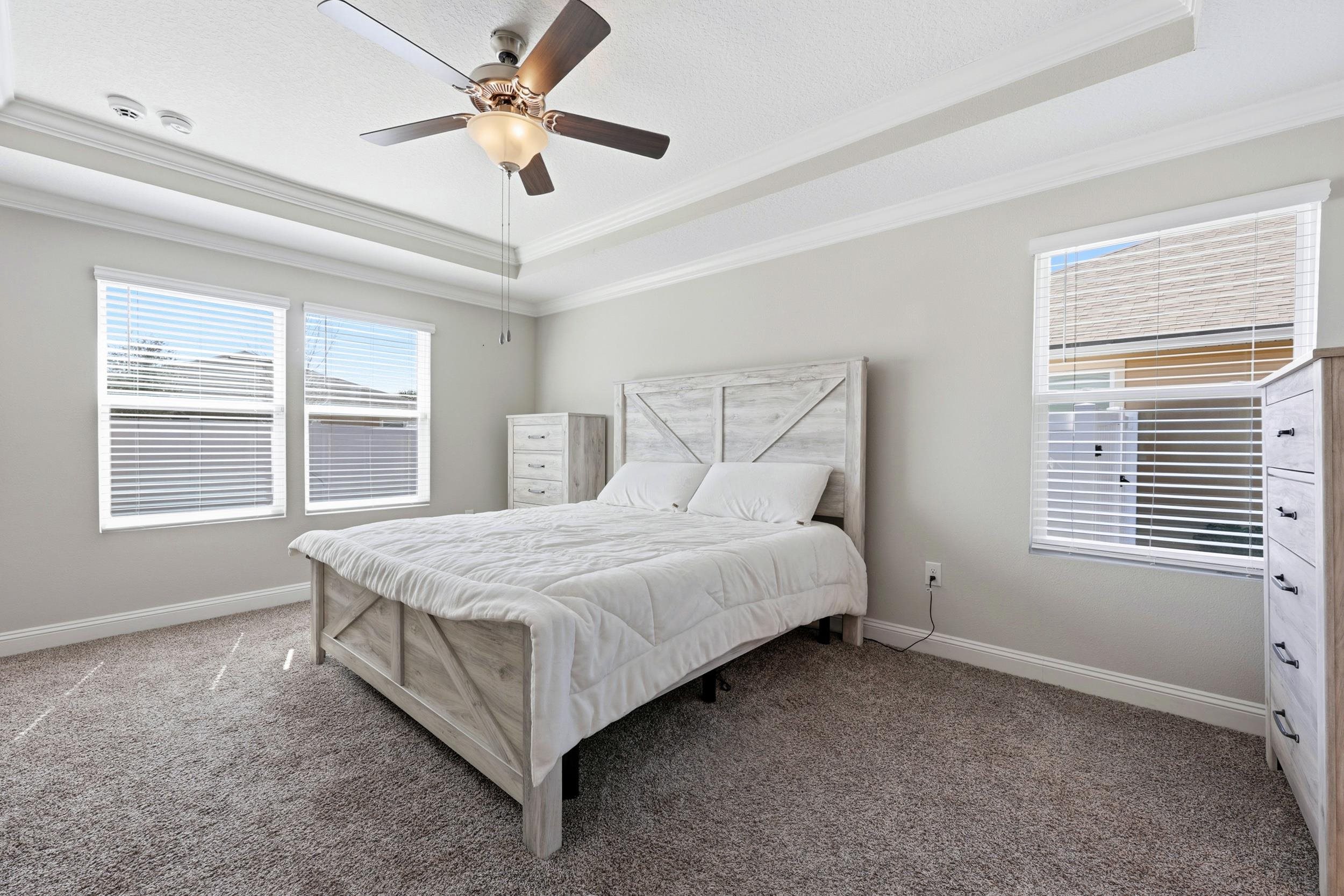 Image 18 of 58 For 53 Dovetail Court