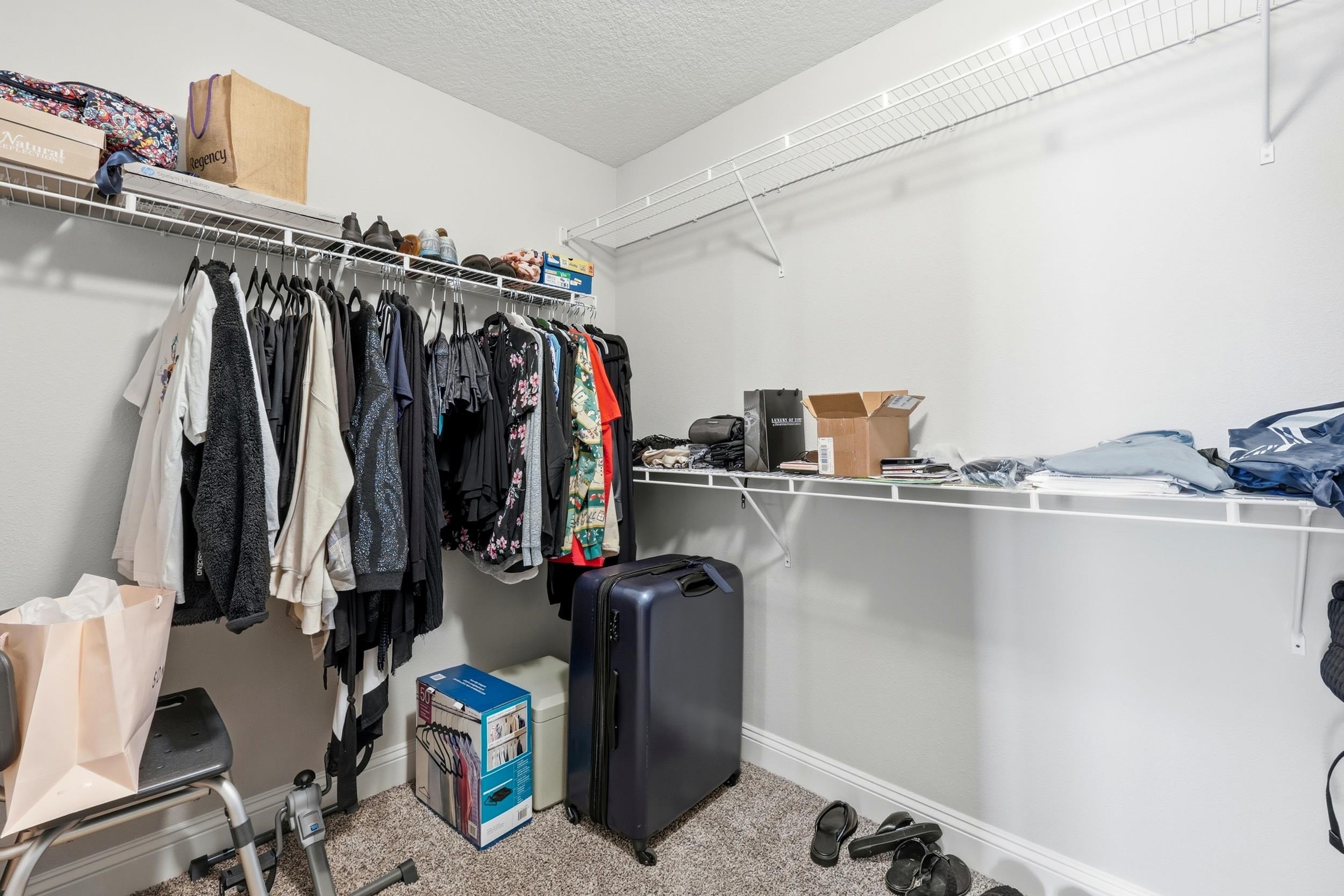 Image 22 of 58 For 53 Dovetail Court