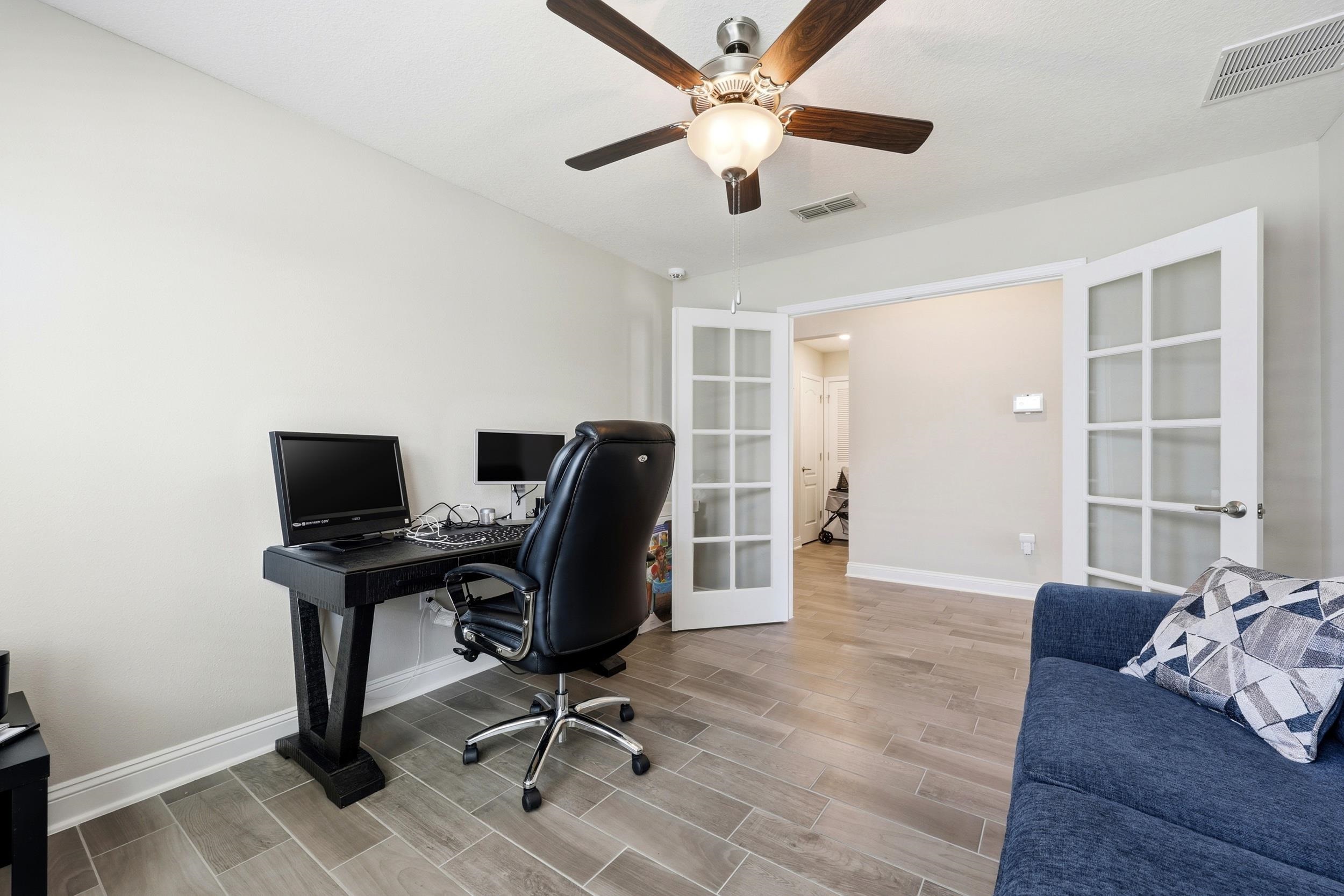 Image 28 of 58 For 53 Dovetail Court