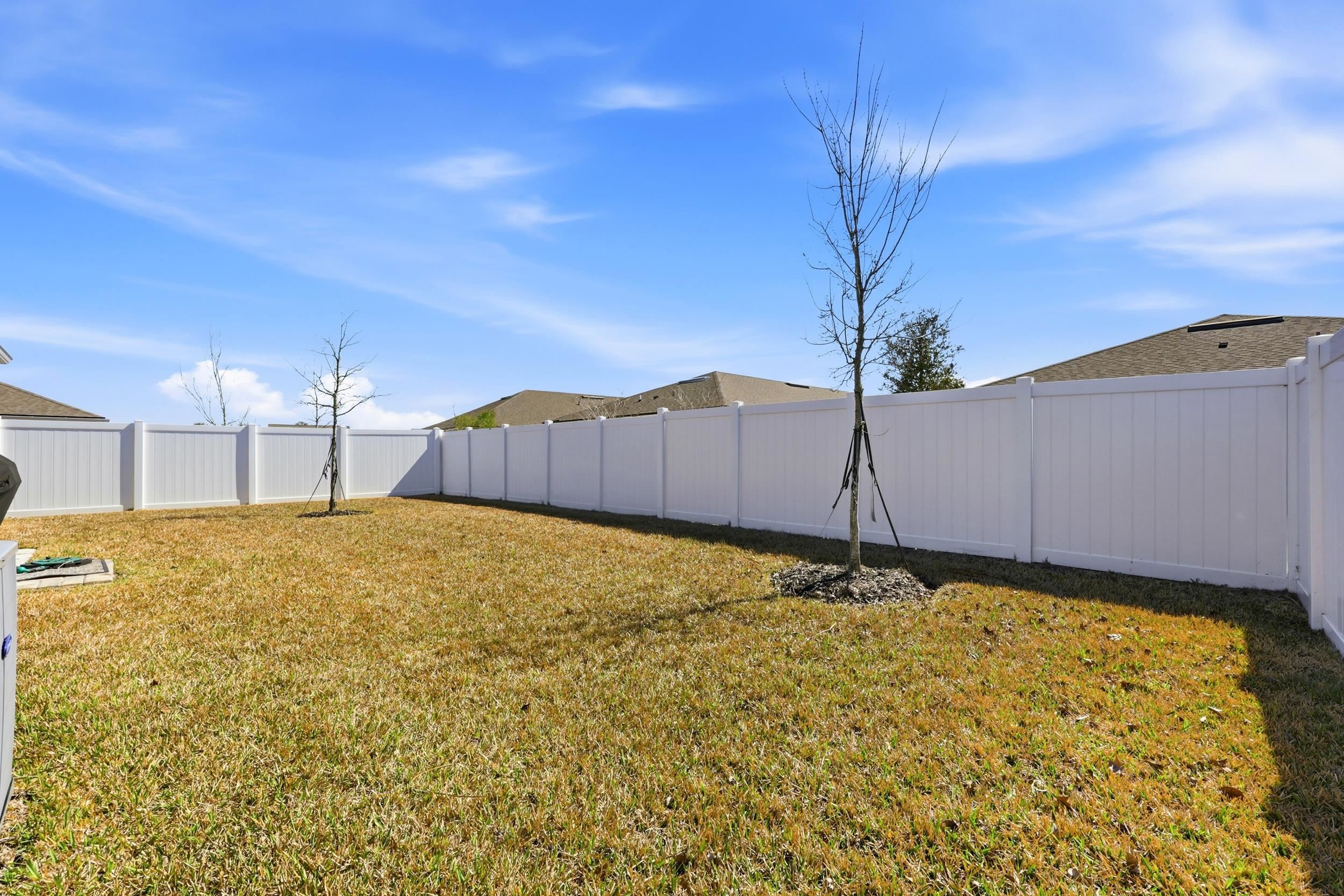 Image 44 of 58 For 53 Dovetail Court