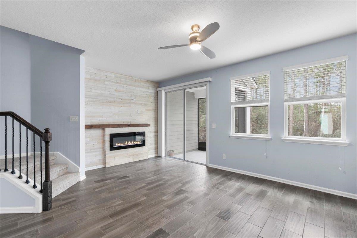 Image 3 of 17 For 277 Servia Drive