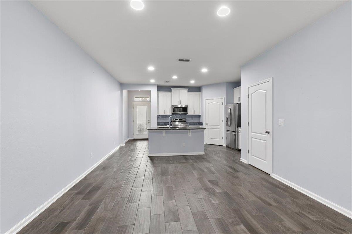 Image 4 of 17 For 277 Servia Drive