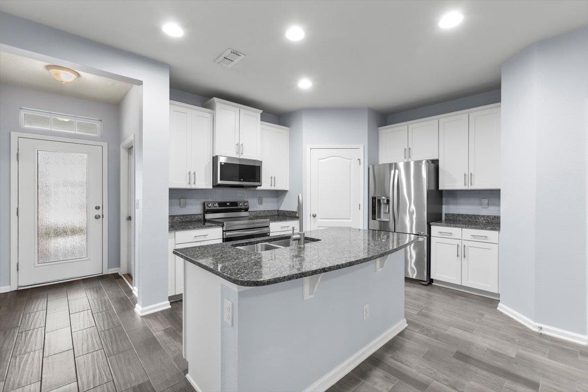 Image 5 of 17 For 277 Servia Drive