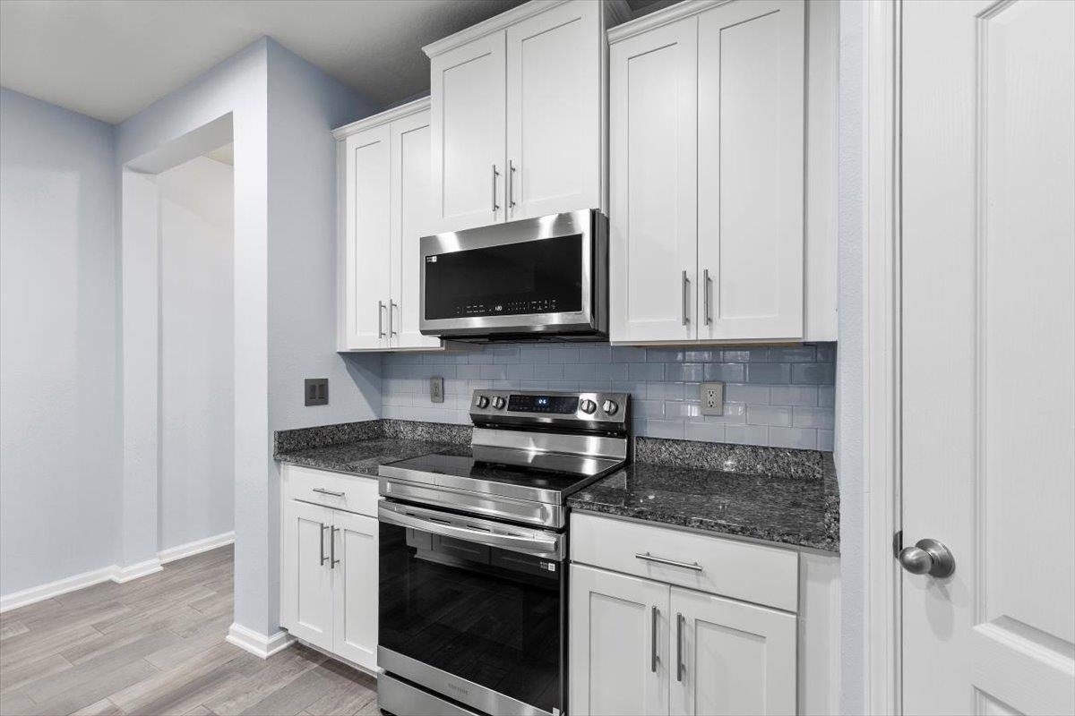 Image 7 of 17 For 277 Servia Drive