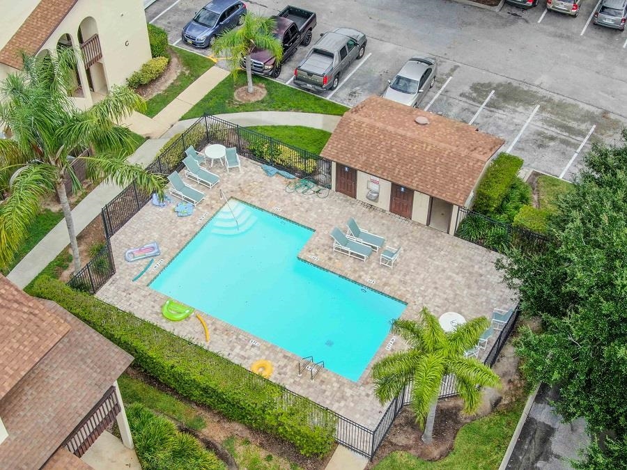 Image 24 of 27 For 1255 A Ponce Island Dr  712