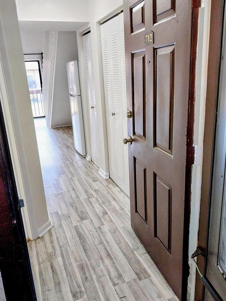 Image 3 of 27 For 1255 A Ponce Island Dr  712