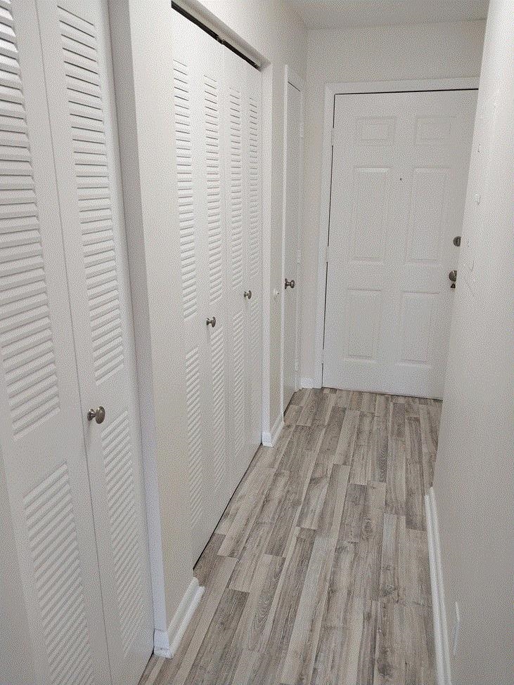 Image 7 of 27 For 1255 A Ponce Island Dr  712