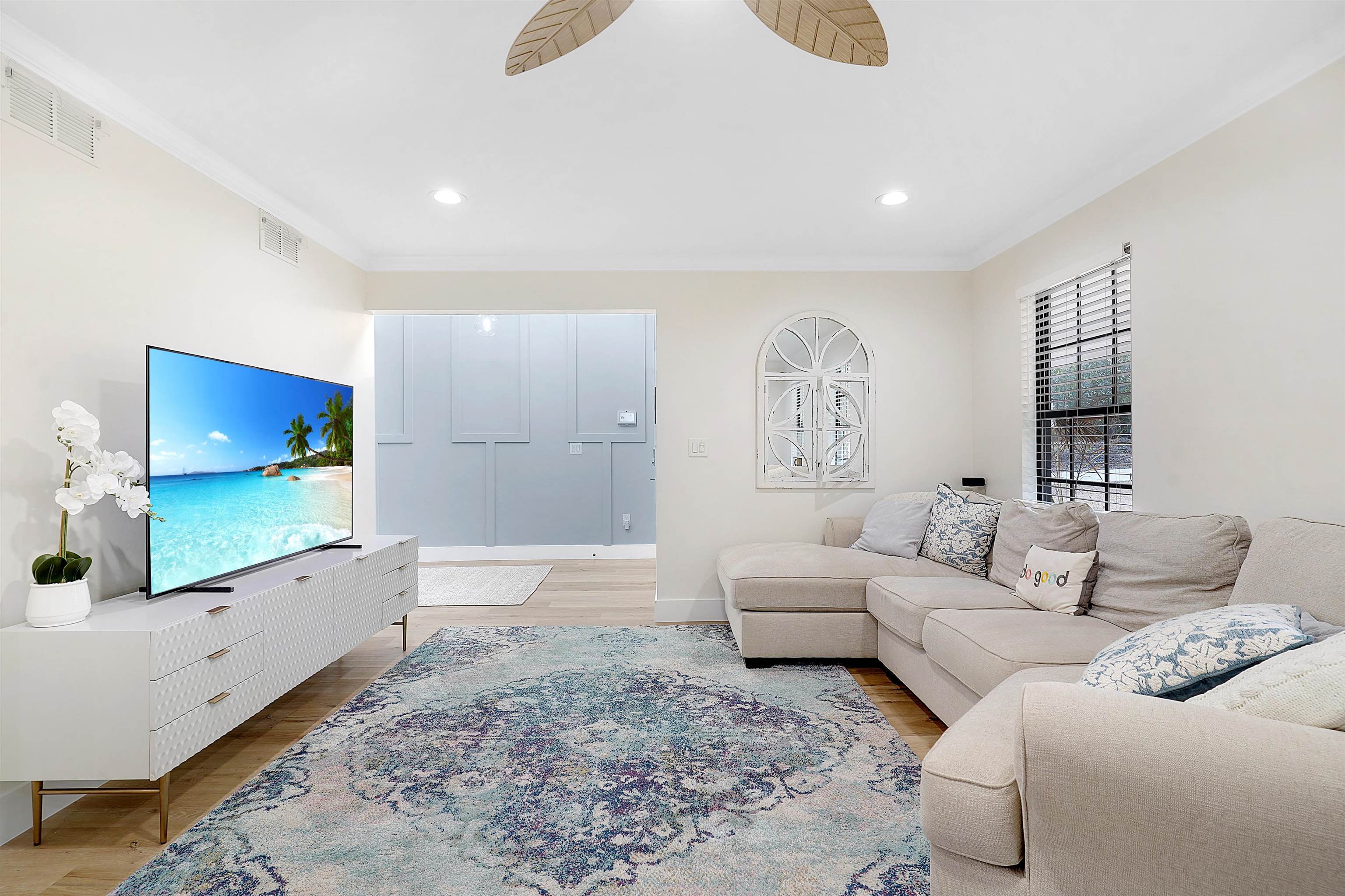 Image 3 of 49 For 3020 Mac Rd  